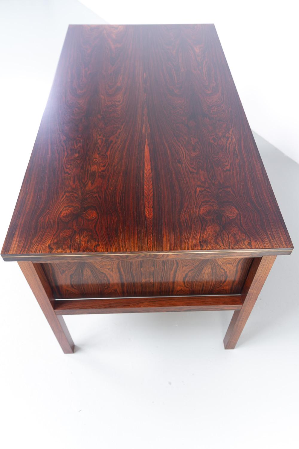 Danish Mid-Century Freestanding Rosewood Desk by Gunnar Falsig, 1960s. For Sale 8