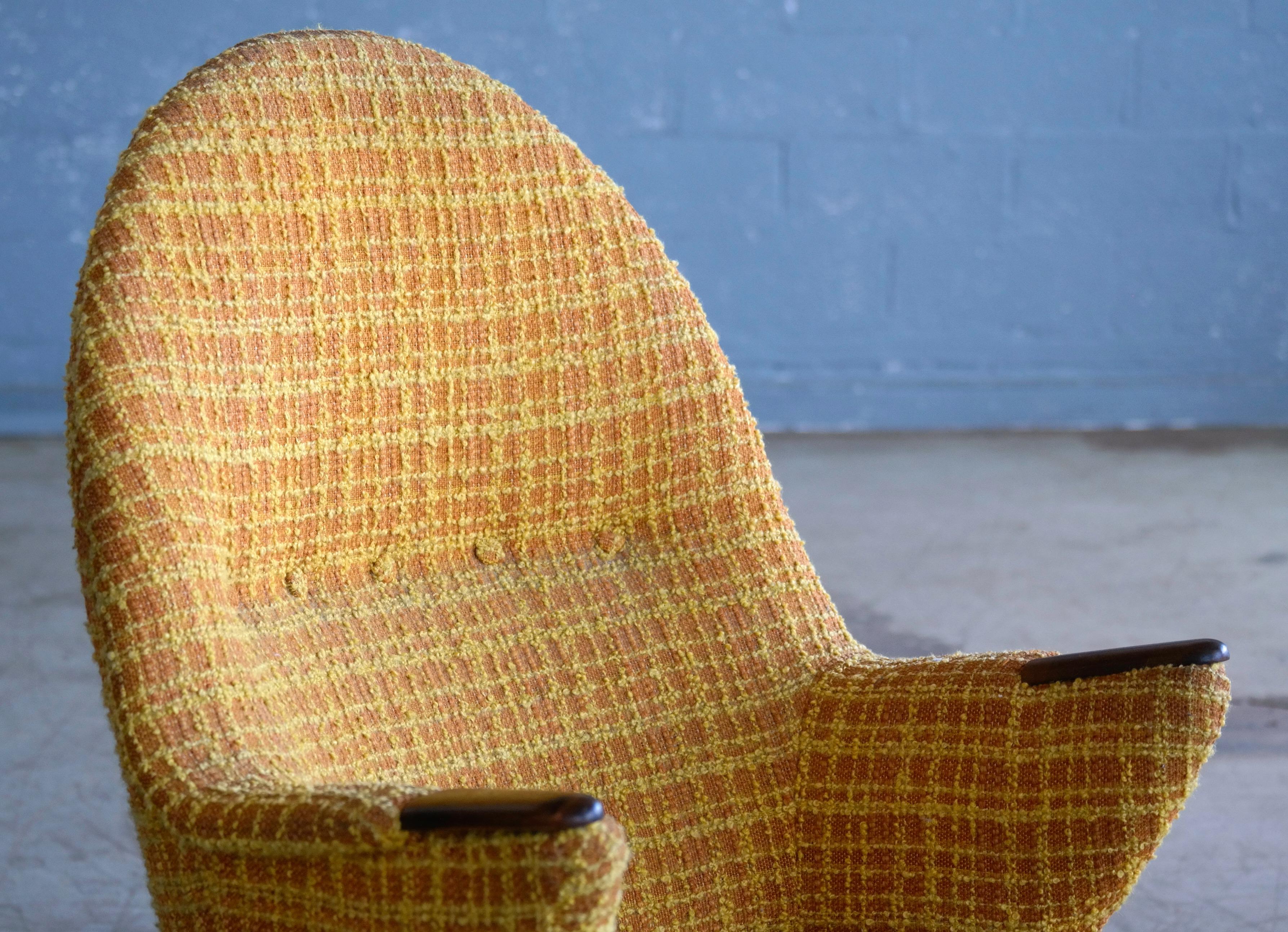 Mid-Century Modern Danish Midcentury Hans Wegner Style Mama Bear Lounge Chair, 1960s