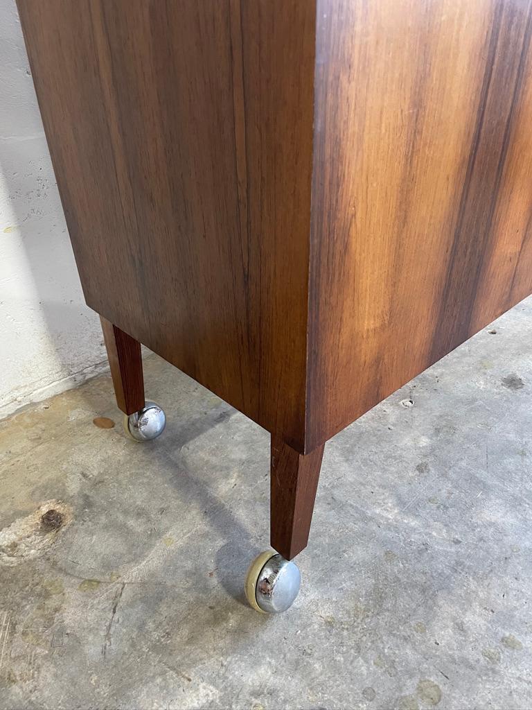 Mobiletto idraulico o bar danese del Mid Century di Kai Kristiansen in vendita 1