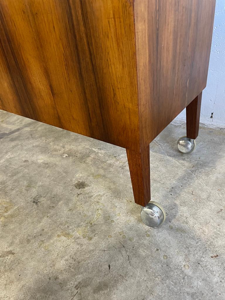 Mobiletto idraulico o bar danese del Mid Century di Kai Kristiansen in vendita 2