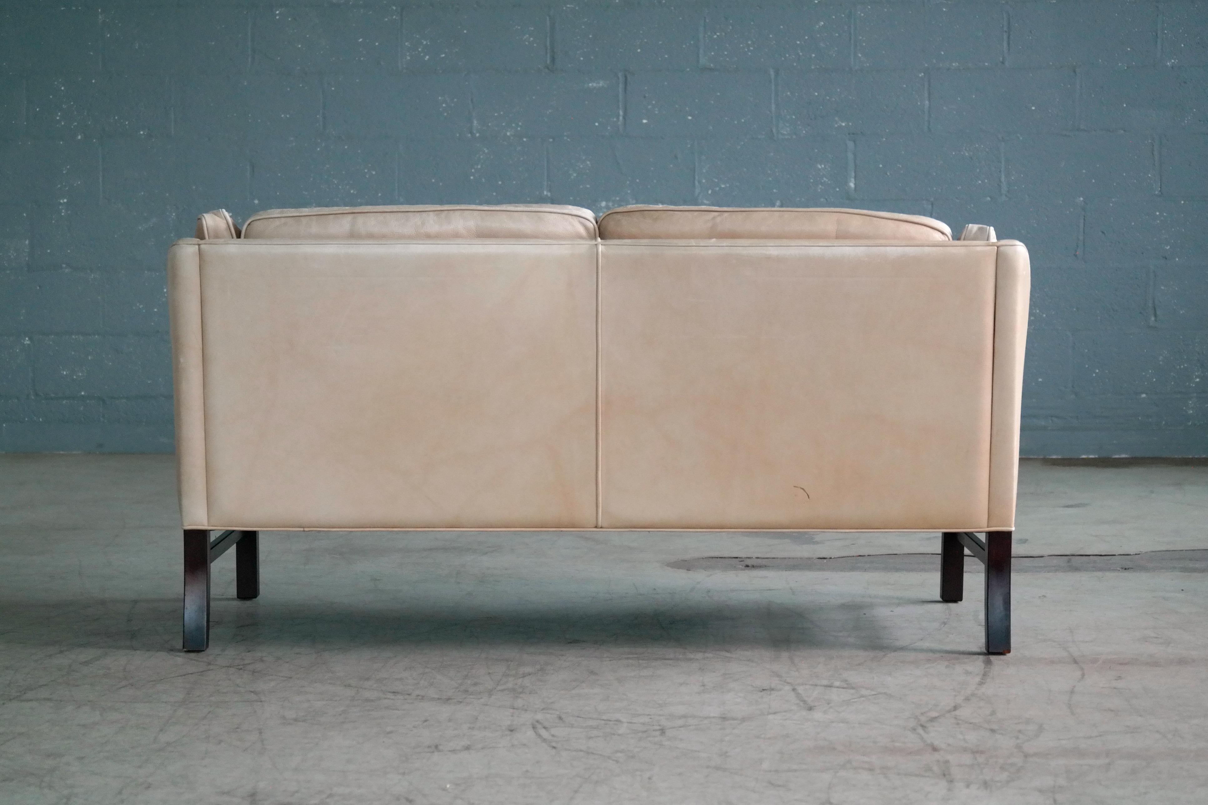 Danish Midcentury Illum Wikkelso Attributed, Two-Seat Sofa in Worn Tan Leather 4