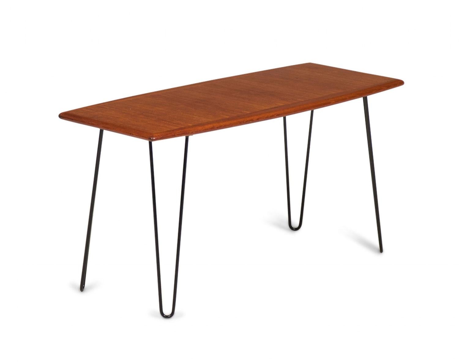 Danish Mid-Century Iron and Teak Coffee Table en vente 1