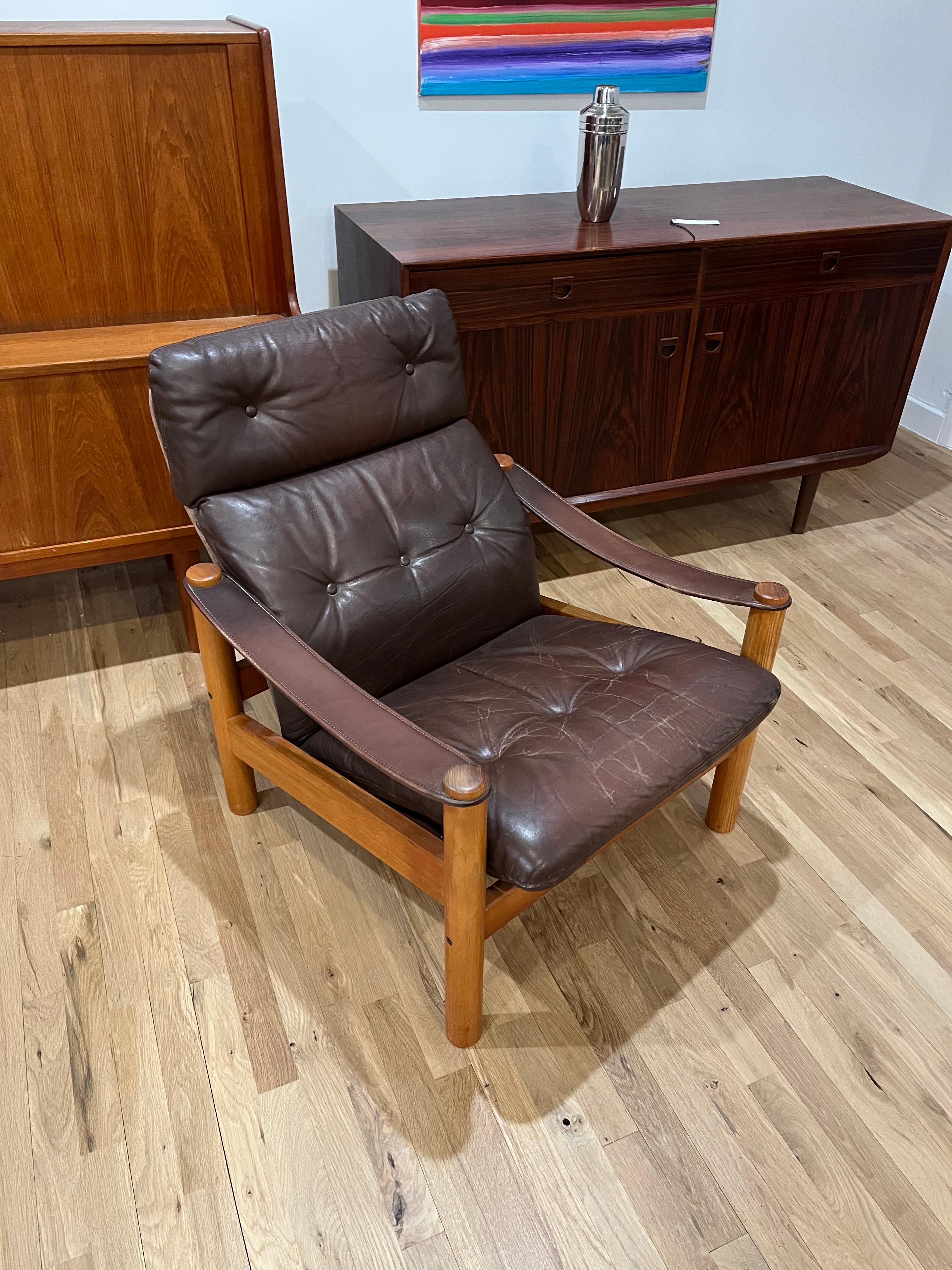 Danish Mid-Century Leather Lounge Chair In Good Condition In Hudson, NY