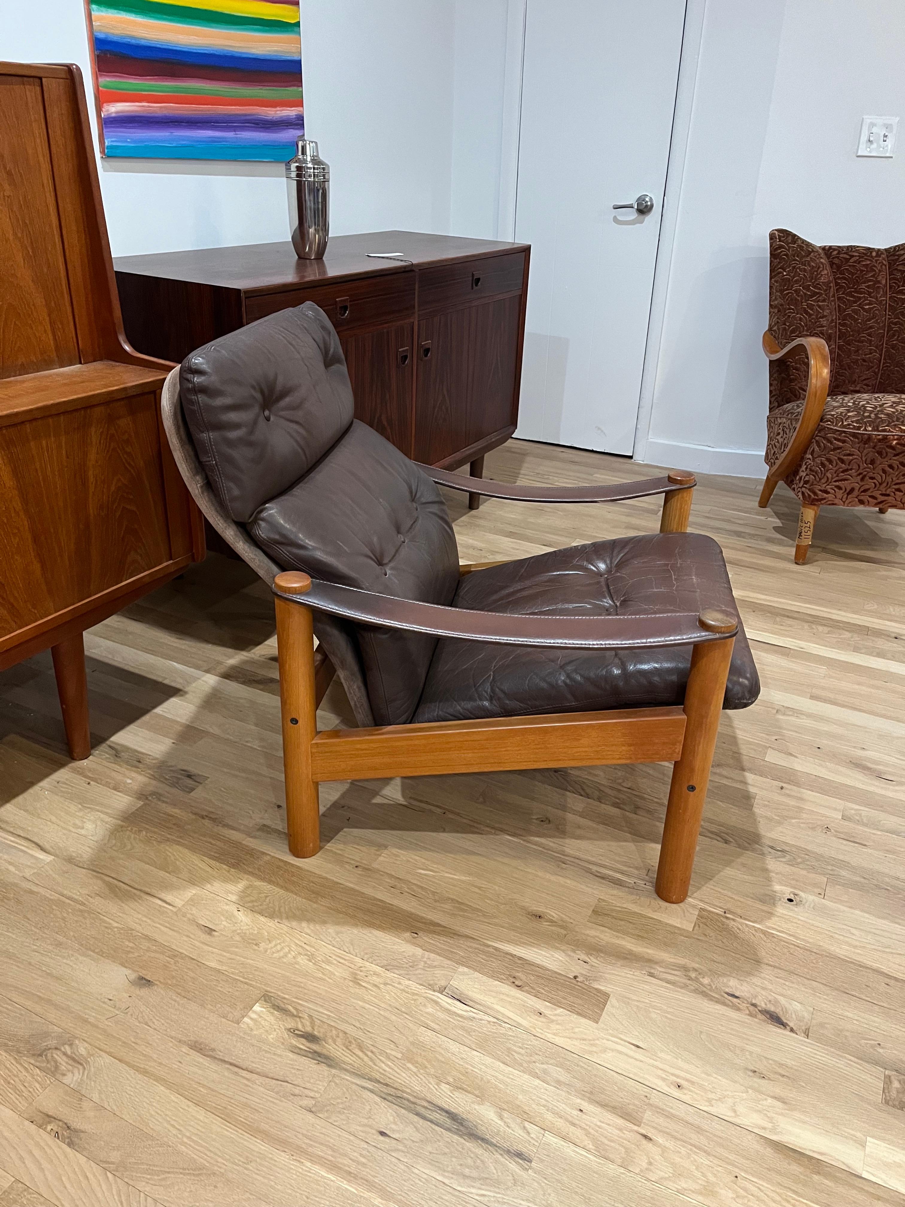 Late 20th Century Danish Mid-Century Leather Lounge Chair