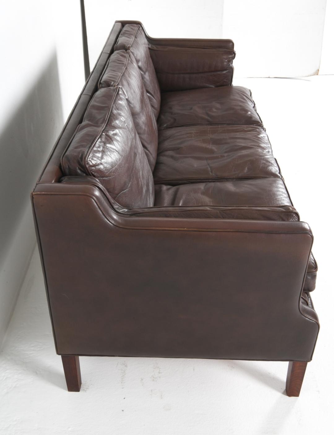 Danish Mid Century Leather Sofa By Borg MorgensenCirca 1960's For Sale 3