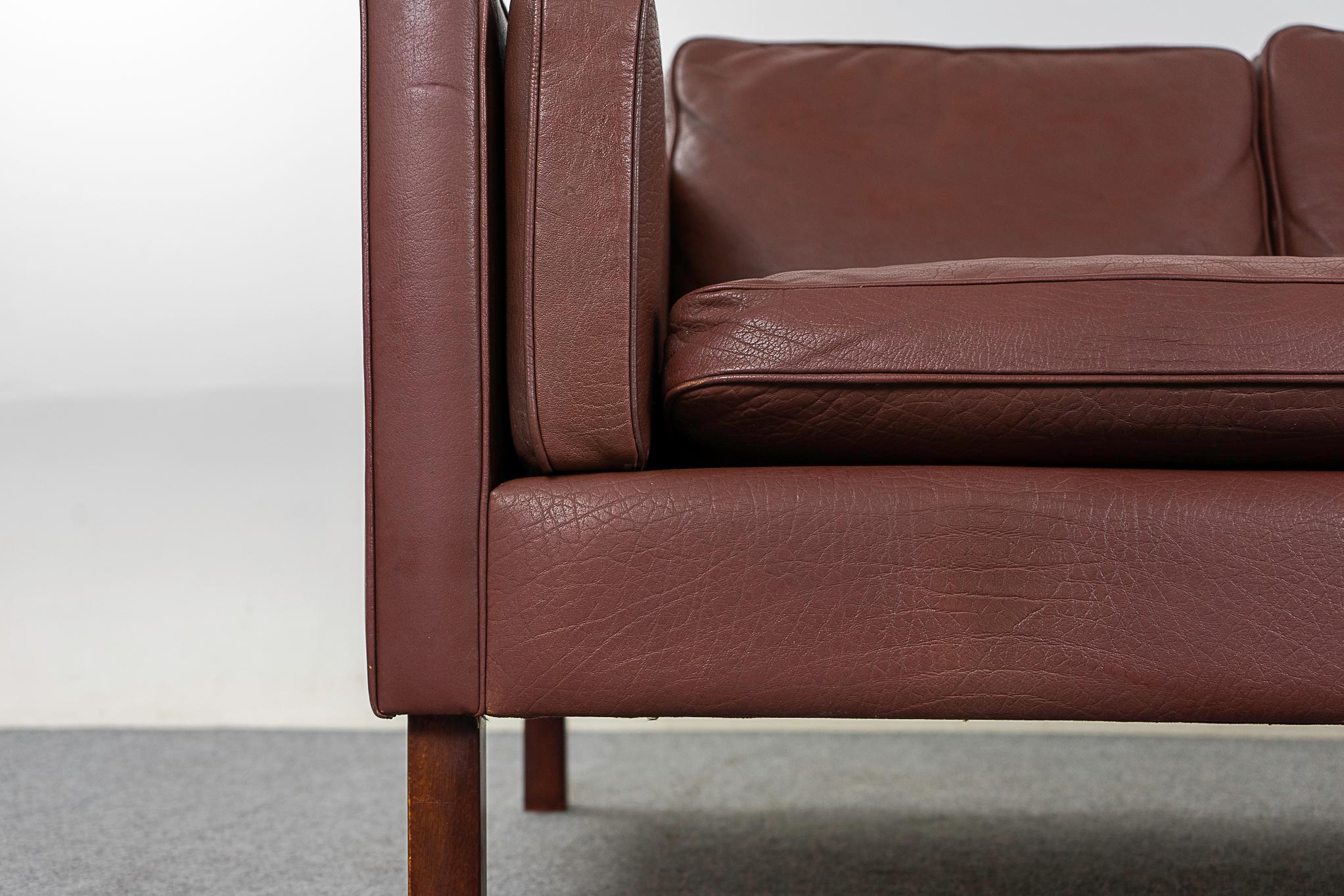 Scandinavian Modern Danish Mid-Century Leather Sofa For Sale