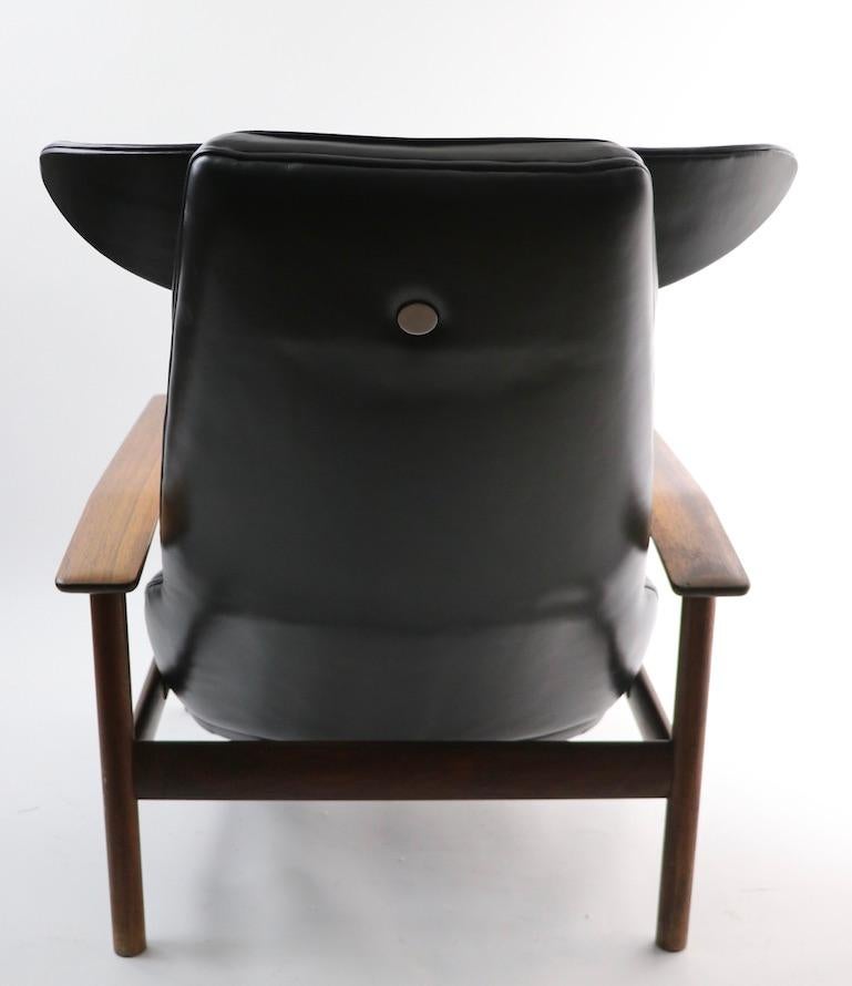 Danish Mid Century Lounge Chair by Svein Dysthe for Dokka Mobler For Sale 7