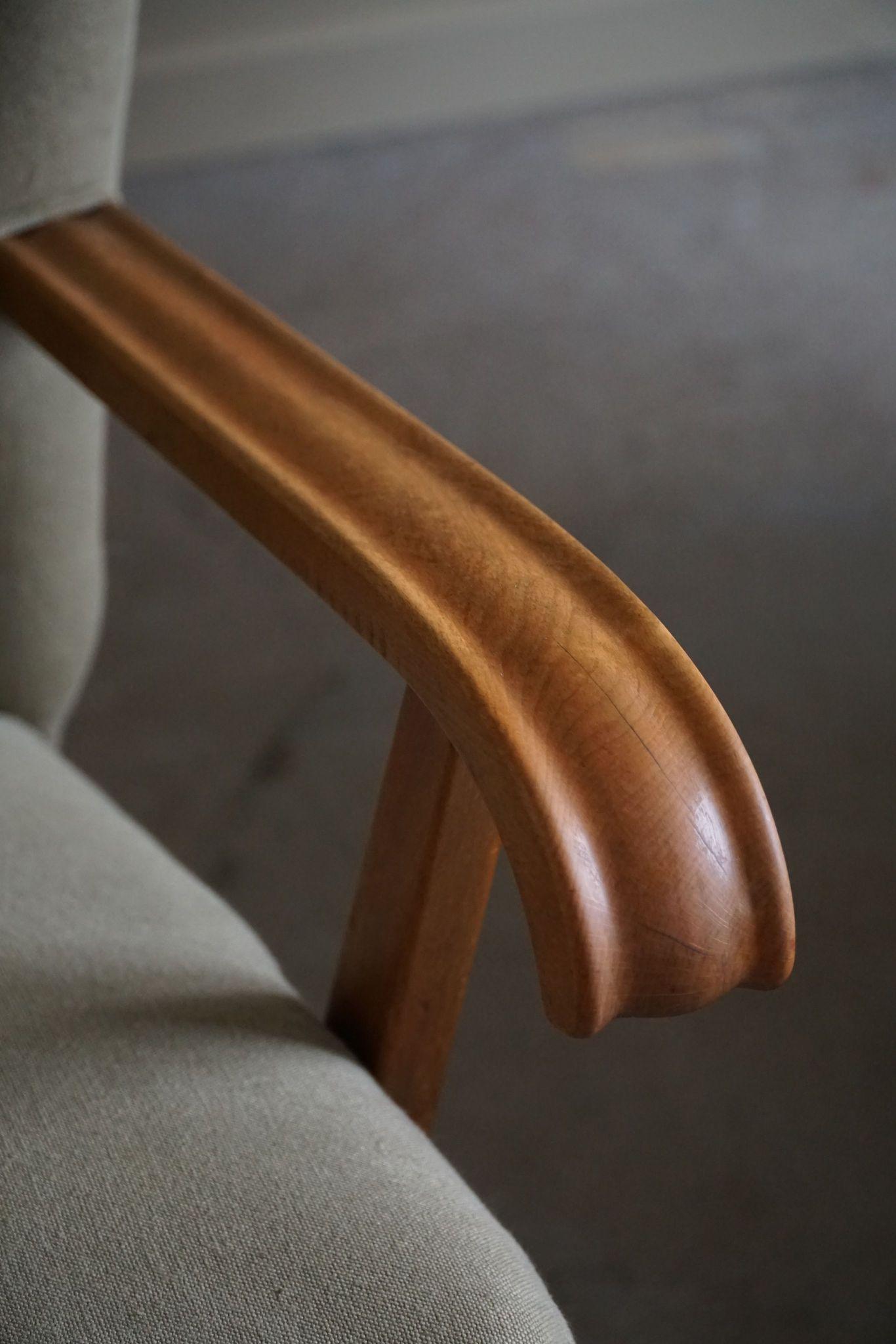Danish Mid Century Lounge Chairs, Reupholstered in a Olive Green Linen, 1960s 4