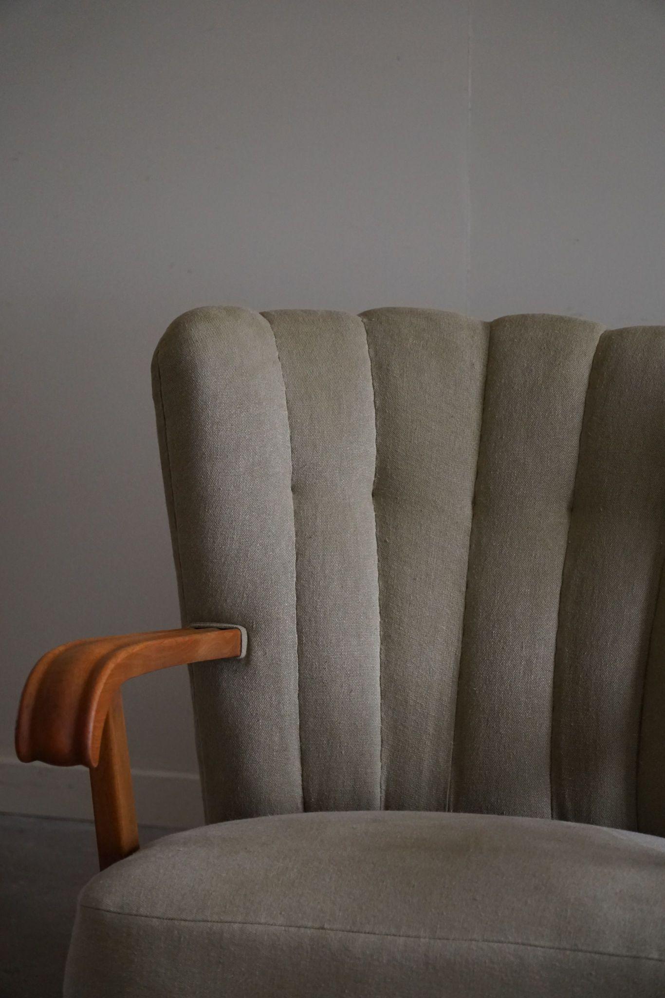 Danish Mid Century Lounge Chairs, Reupholstered in a Olive Green Linen, 1960s 11
