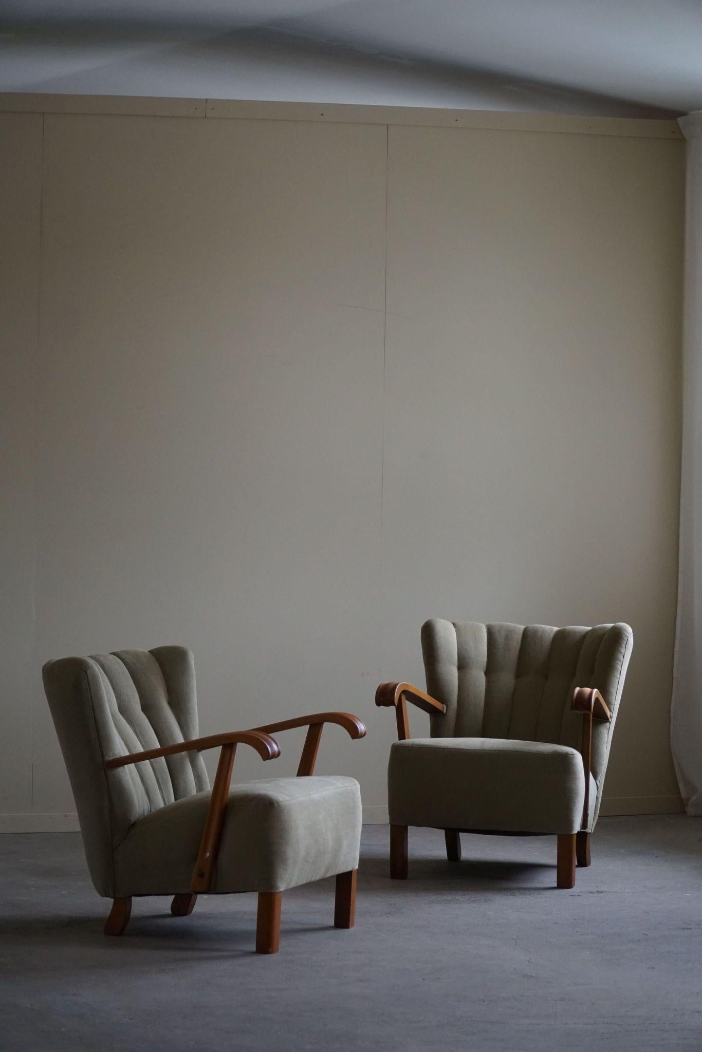 Danish Mid Century Lounge Chairs, Reupholstered in a Olive Green Linen, 1960s 3