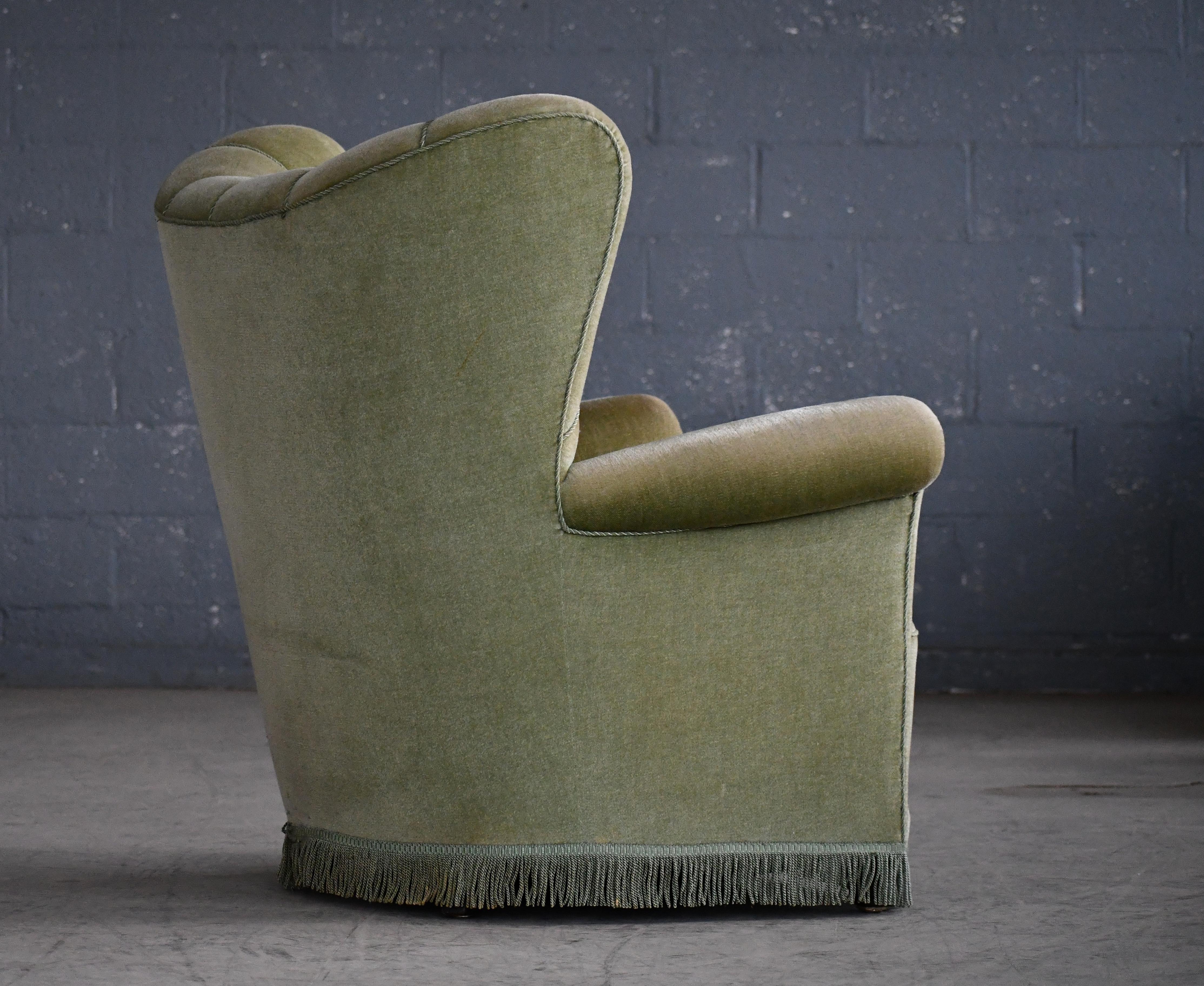 Danish Mid-Century Lounge or Club Chair in Green Mohair, 1940's For Sale 2