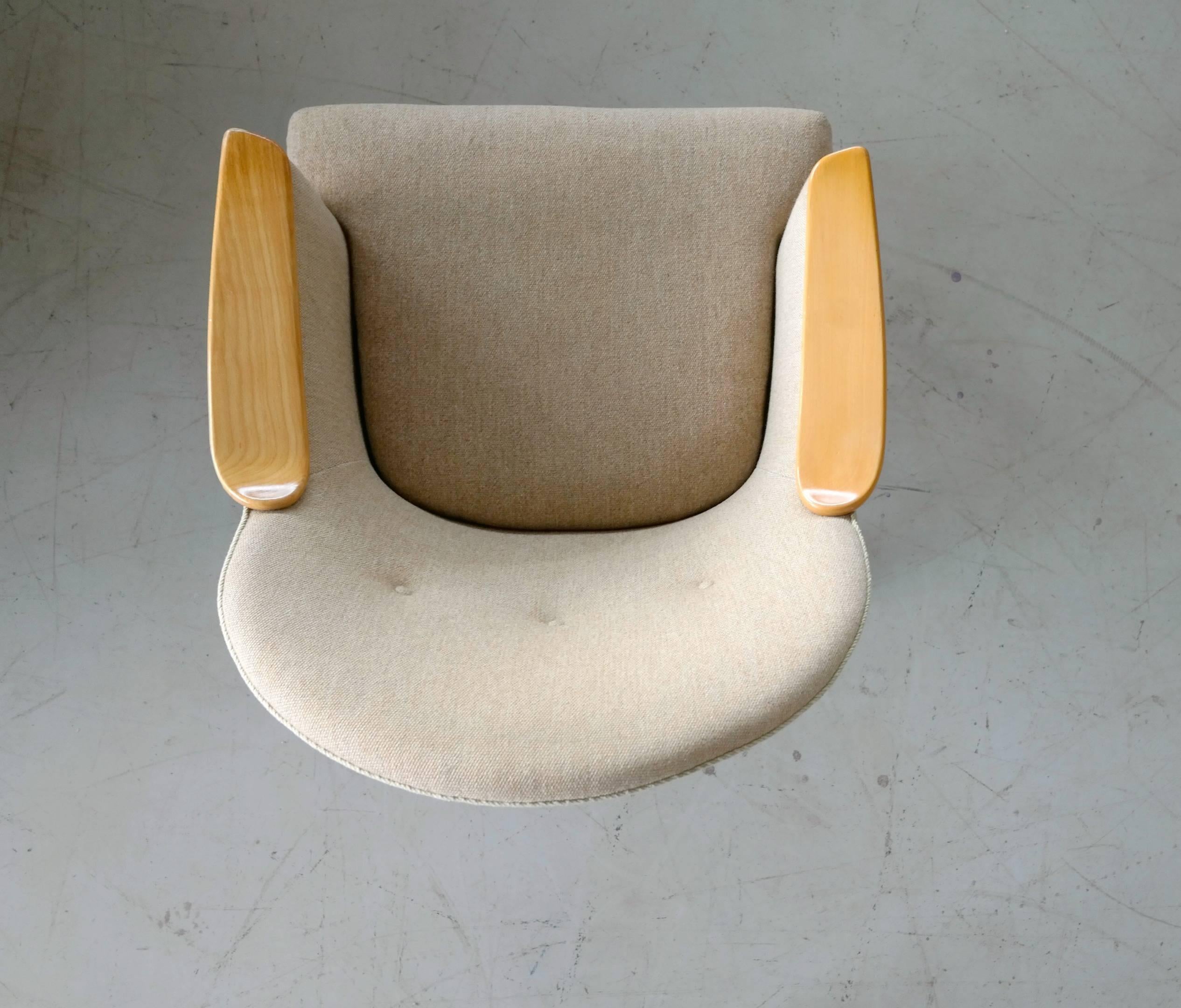 Mid-Century Modern Danish Midcentury Lounge Chair by Poul M. Volther