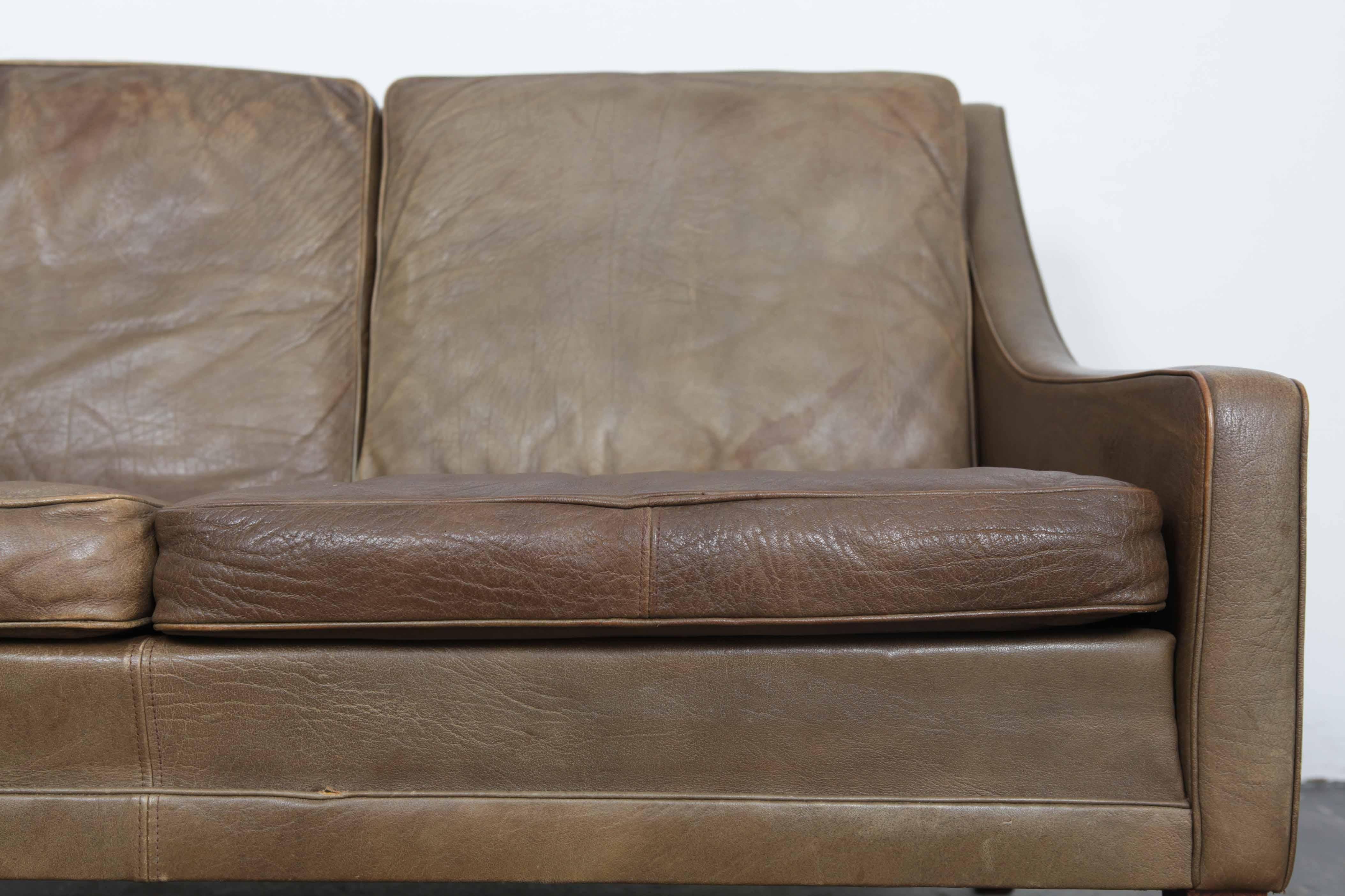 Danish Mid-Century Modern 2-Seat Brown Leather Sofa 13