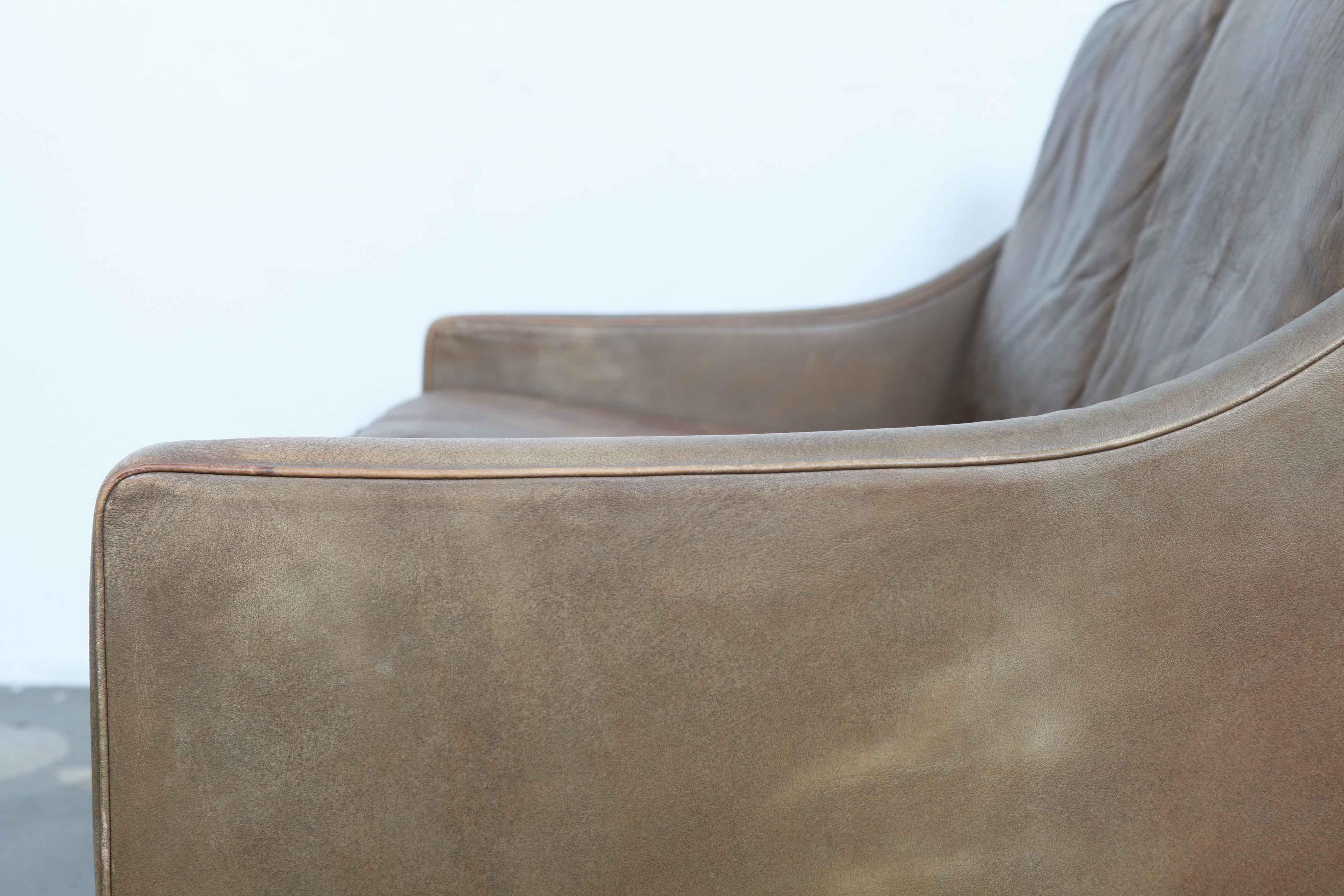 Danish Mid-Century Modern 2-Seat Brown Leather Sofa 1