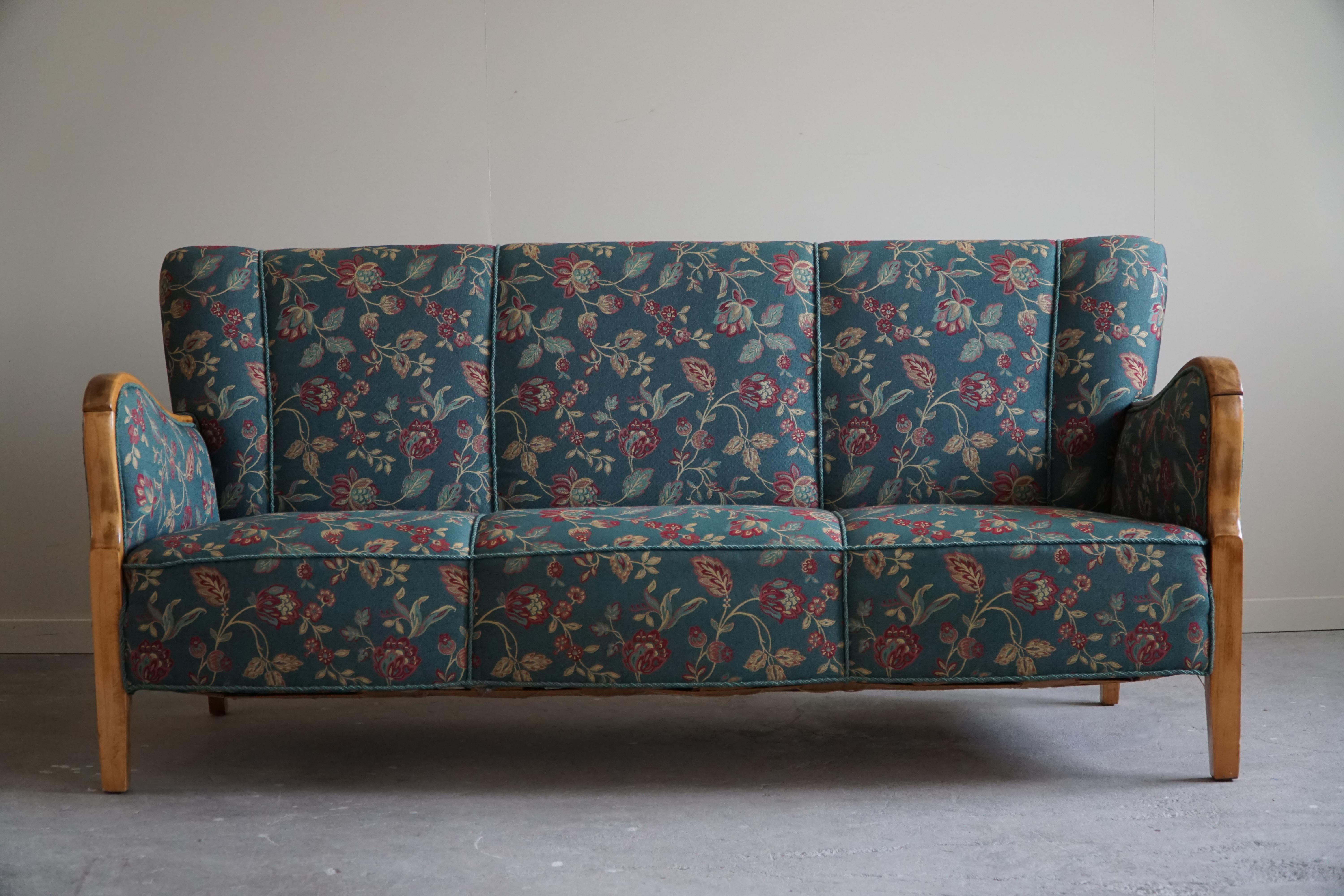 Dänisches Mid-Century-Modern-Sofa mit 3 Sitzen aus Buche und Original-Stoff, 1960er Jahre im Angebot 8
