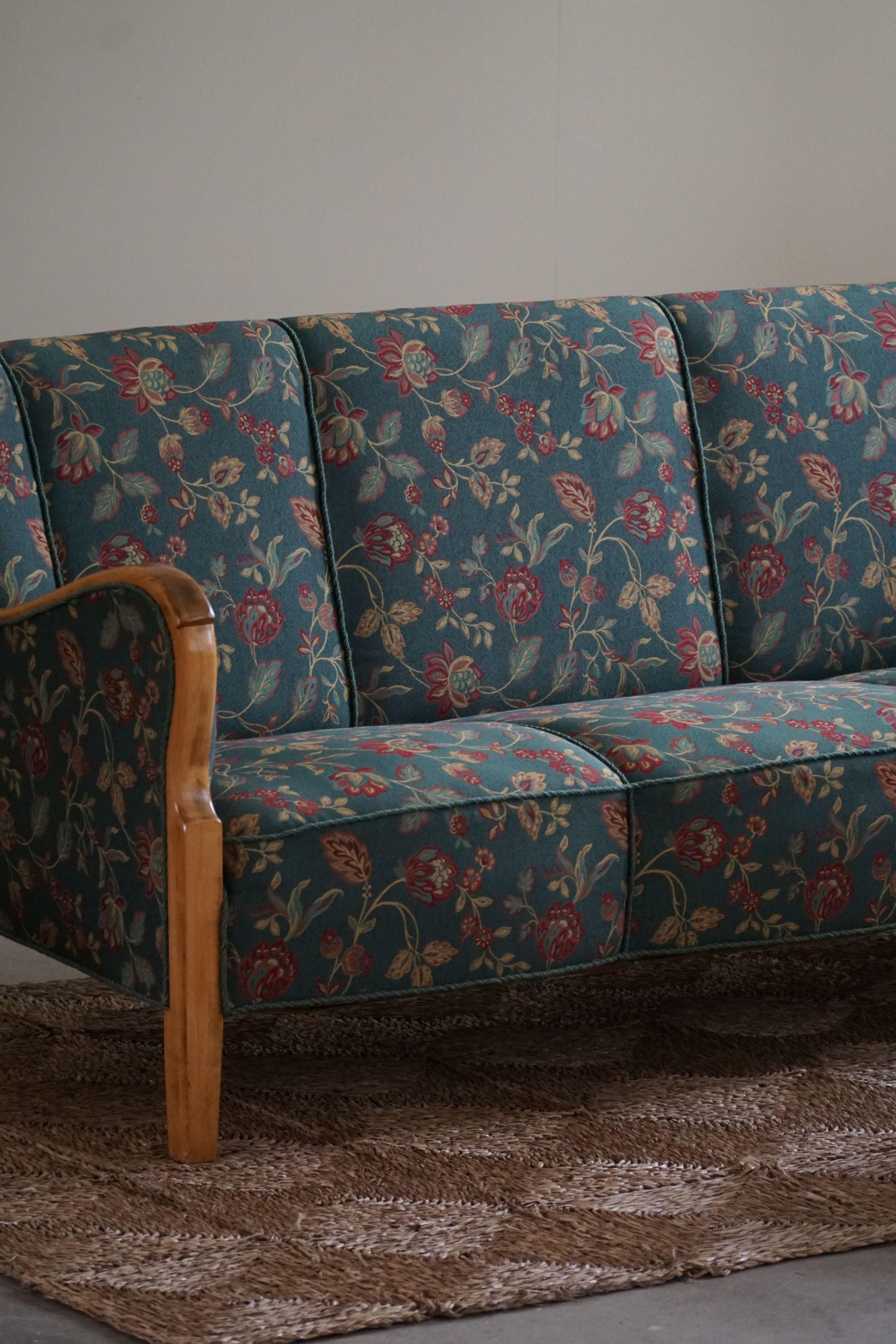 Dänisches Mid-Century-Modern-Sofa mit 3 Sitzen aus Buche und Original-Stoff, 1960er Jahre im Angebot 12