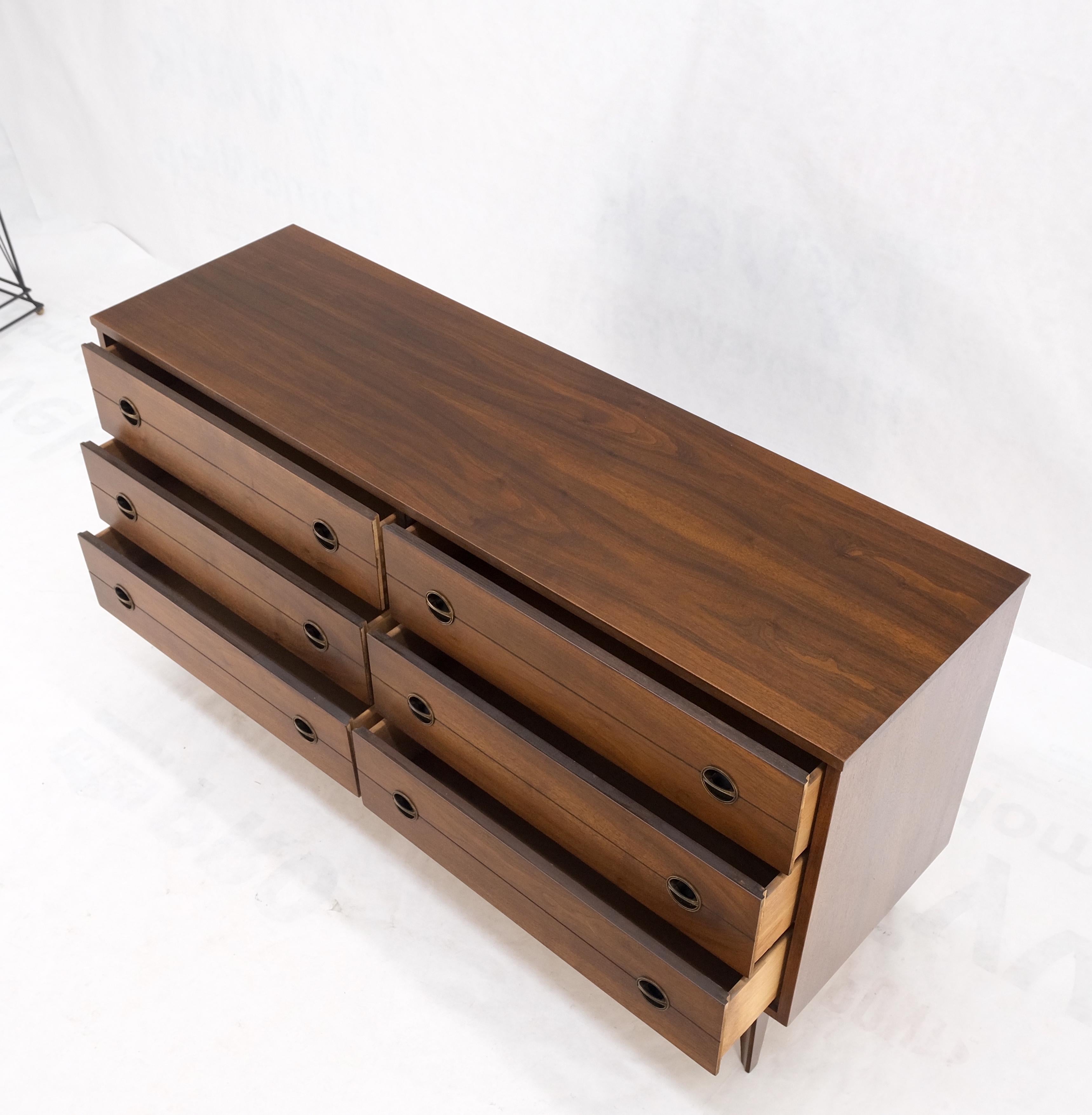 Danish Mid Century Modern 6 Drawers Walnut Double Dresser Credenza Round Pulls For Sale 5