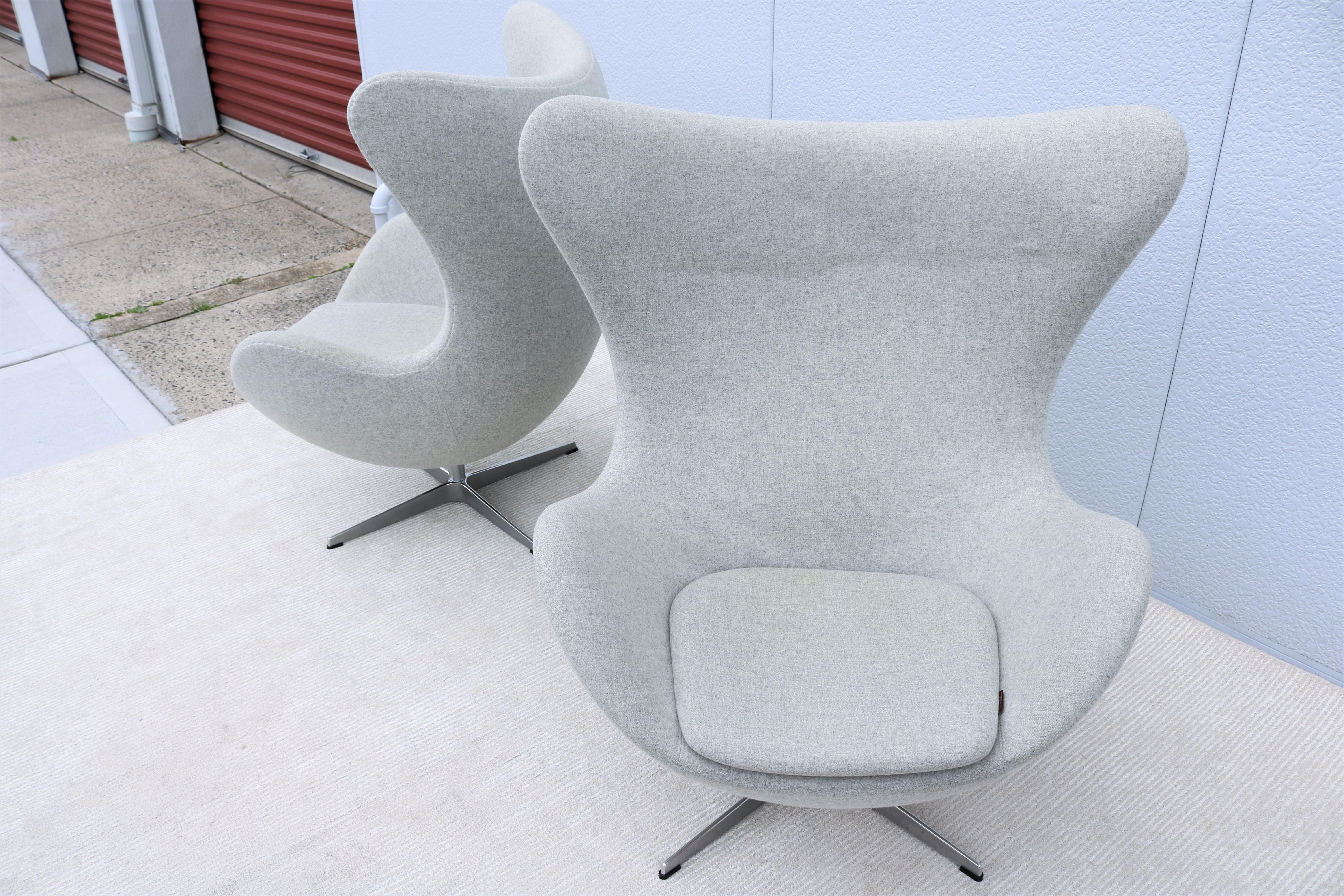 Danish Mid-Century Modern Arne Jacobsen for Fritz Hansen Egg Lounge Chair For Sale 6
