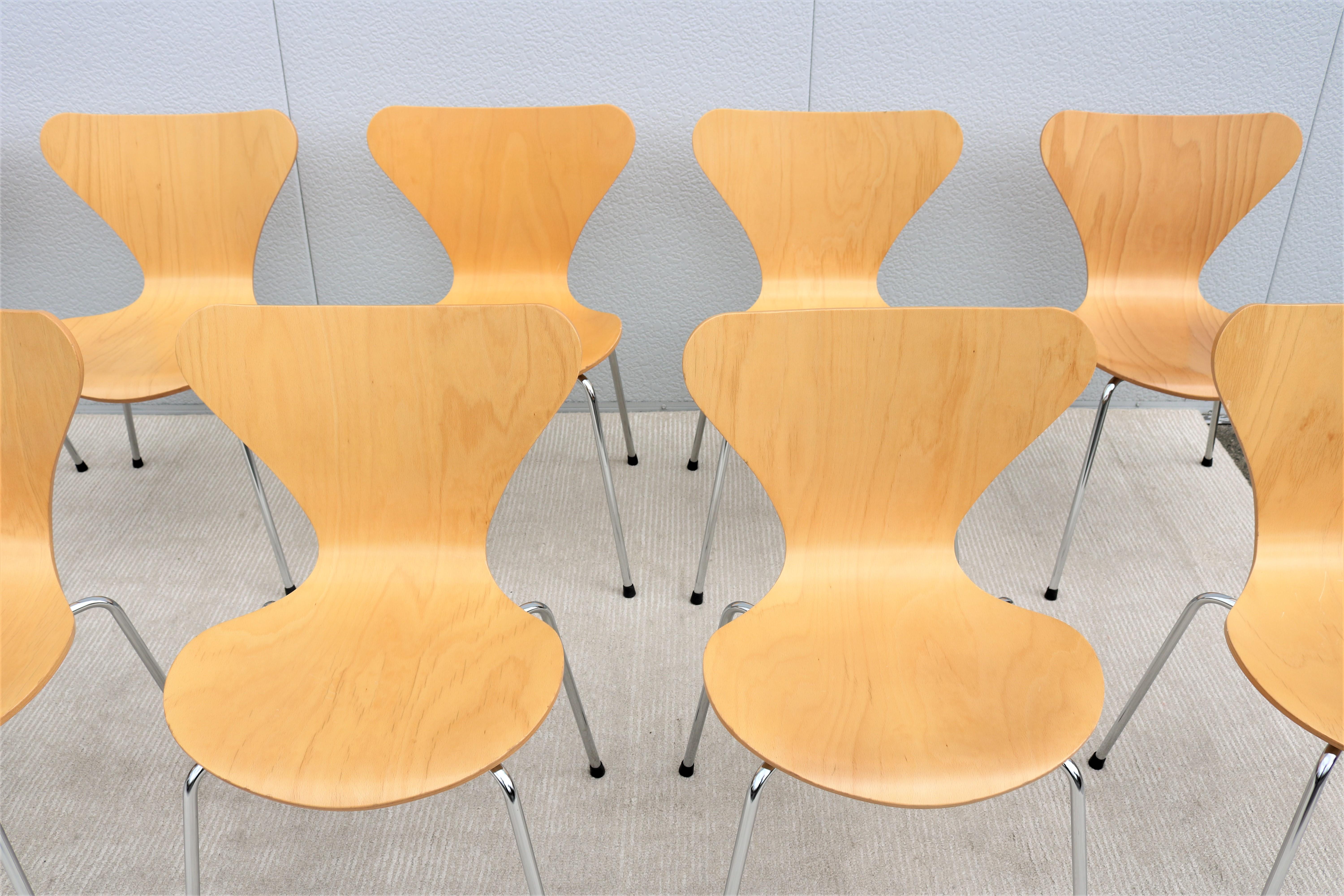 Danish Mid-Century Modern Arne Jacobsen Style Series 7 Chairs, Set of 10 6