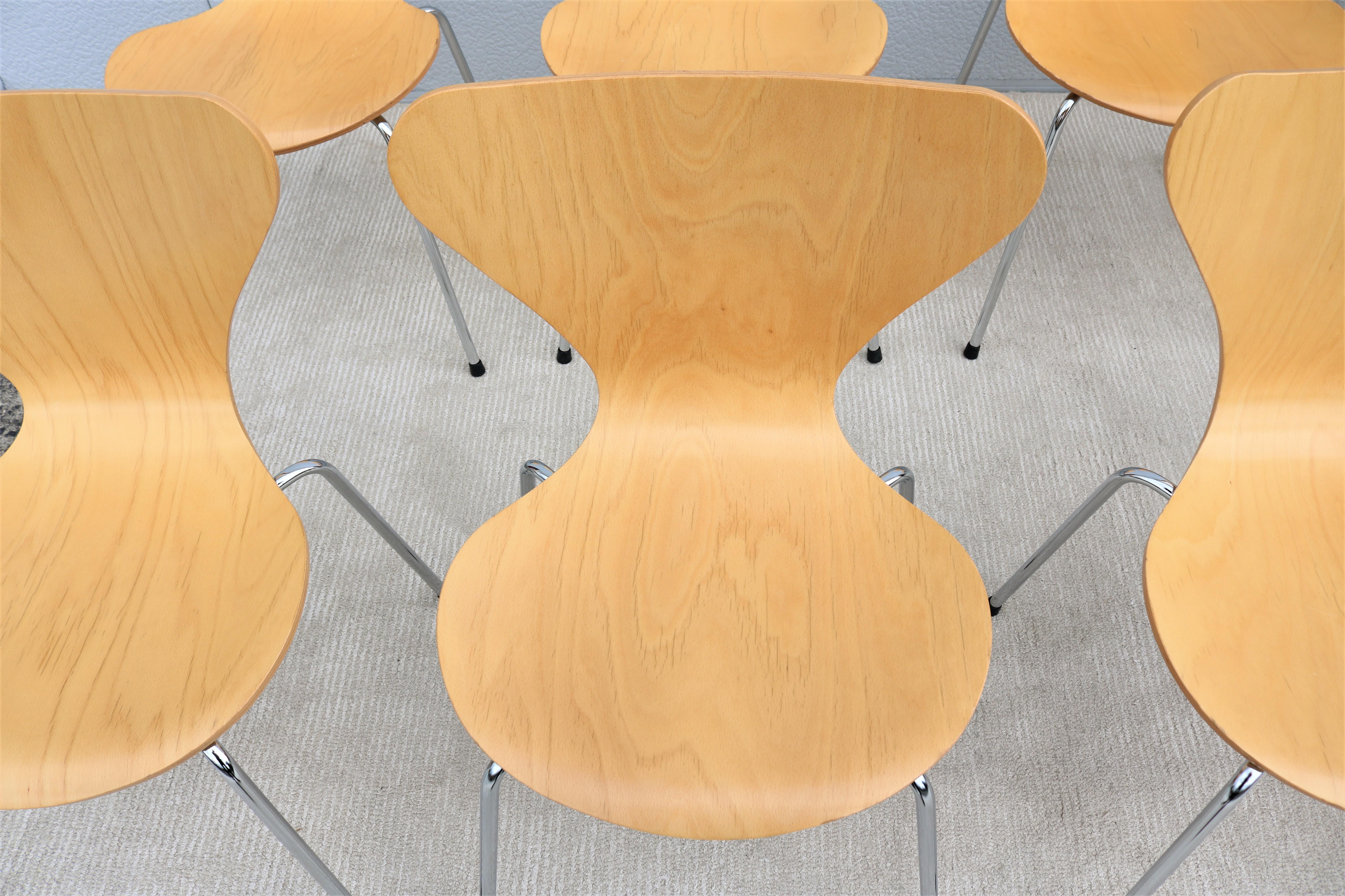 Danish Mid-Century Modern Arne Jacobsen Style Series 7 Chairs, Set of 10 9