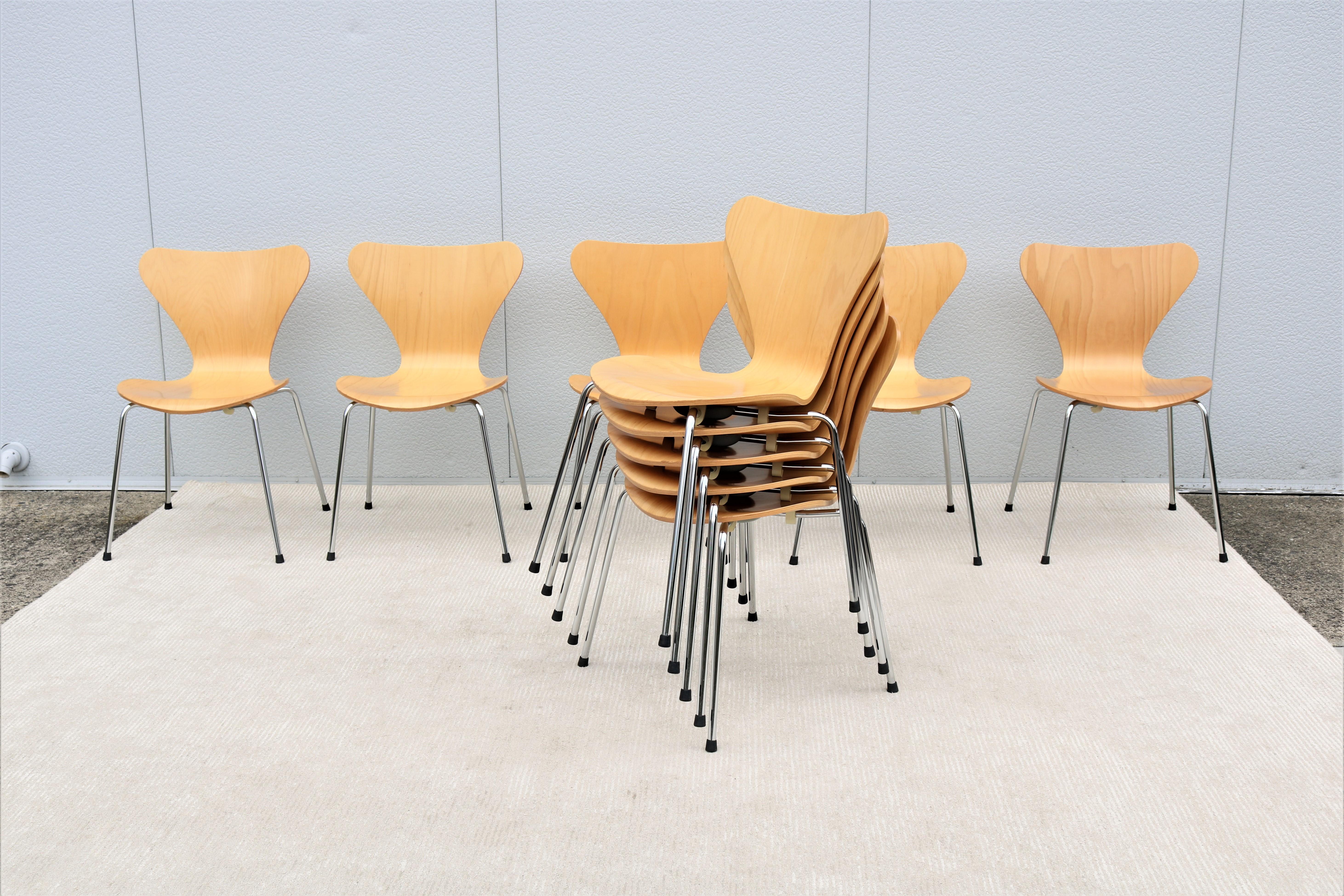Danish Mid-Century Modern Arne Jacobsen Style Series 7 Chairs, Set of 10 11