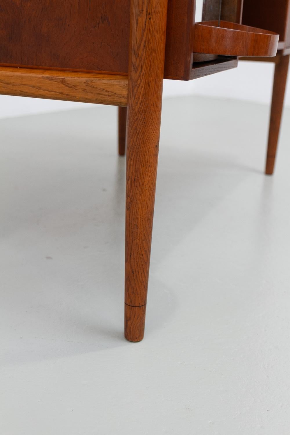 Danish Mid-Century Modern Asymmetrical Teak Desk, 1950s. For Sale 7