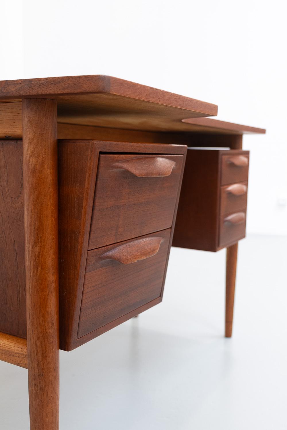 Danish Mid-Century Modern Asymmetrical Teak Desk, 1950s. For Sale 9
