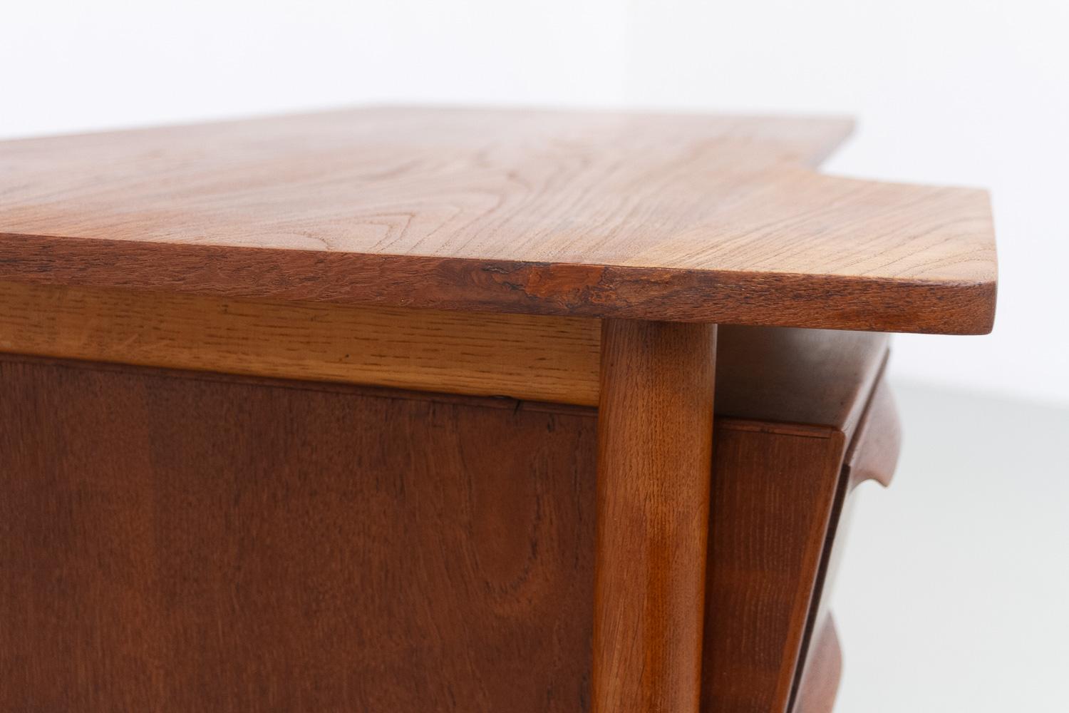 Danish Mid-Century Modern Asymmetrical Teak Desk, 1950s. For Sale 11