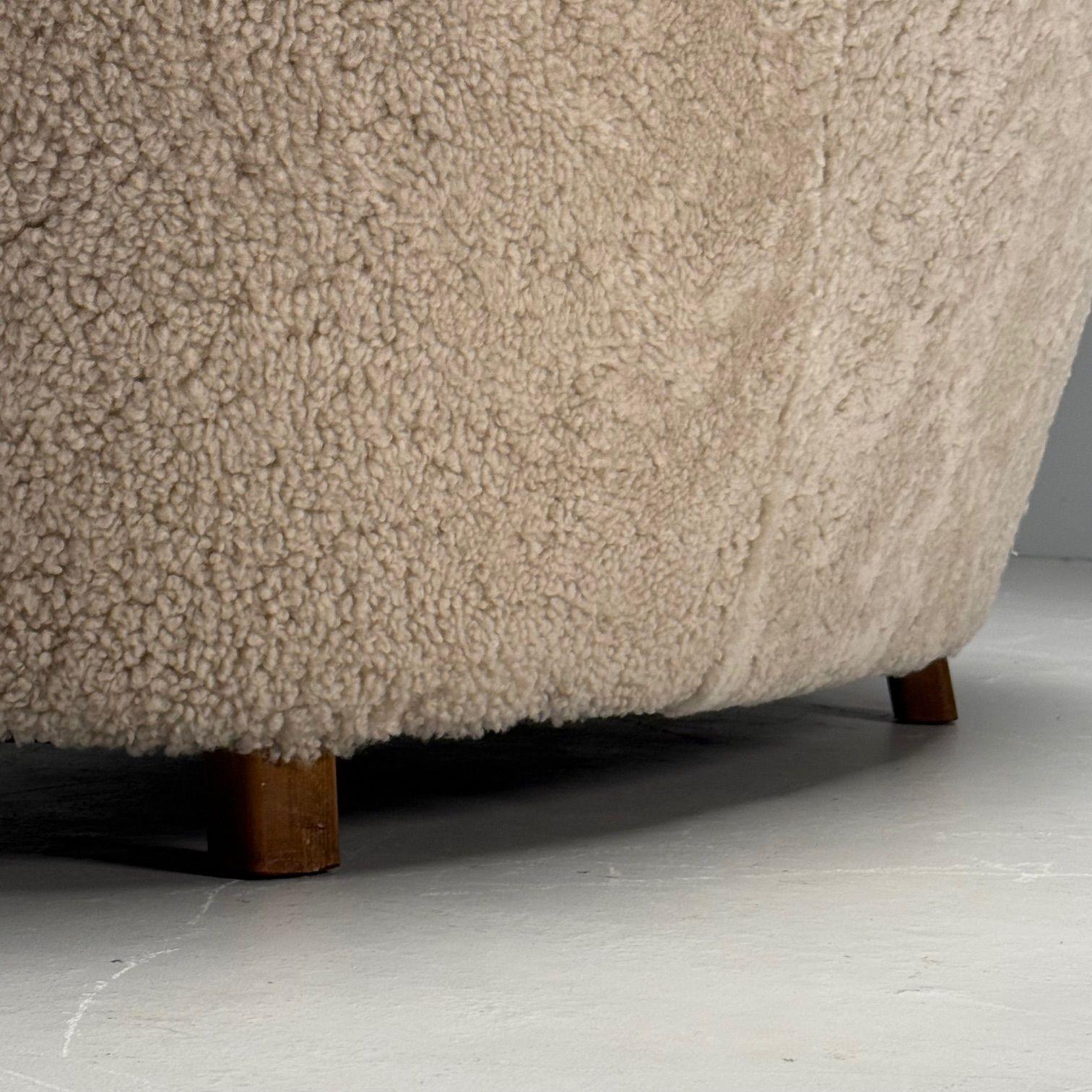 The Moderns Modernity, Canapé Banane, Beige Shearling, Beech, Danemark, années 1950 en vente 3