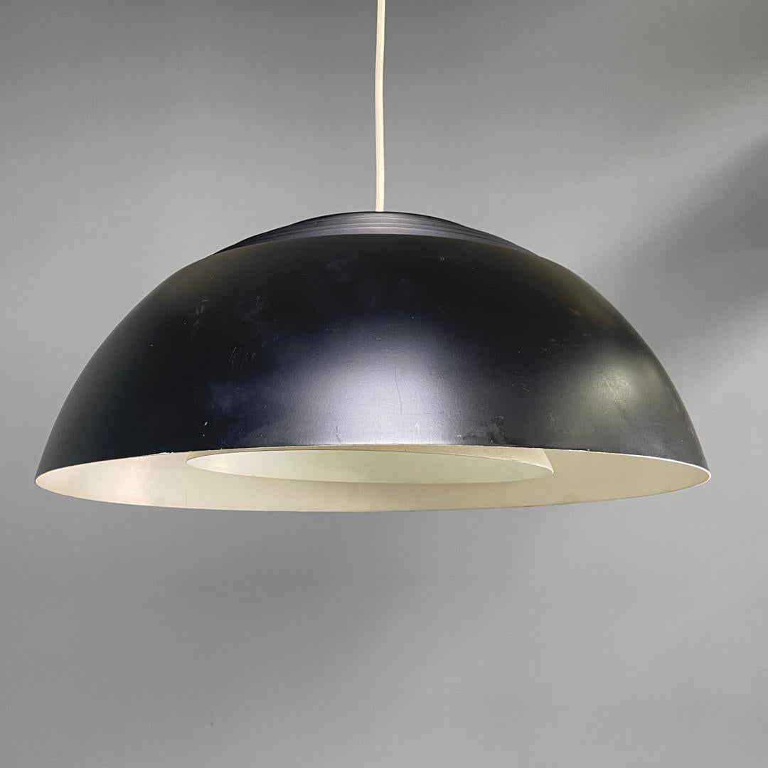 Danish mid-century modern ceiling lamp by Arne Jacobsen for Louis Poulsen, 1960s In Good Condition For Sale In MIlano, IT