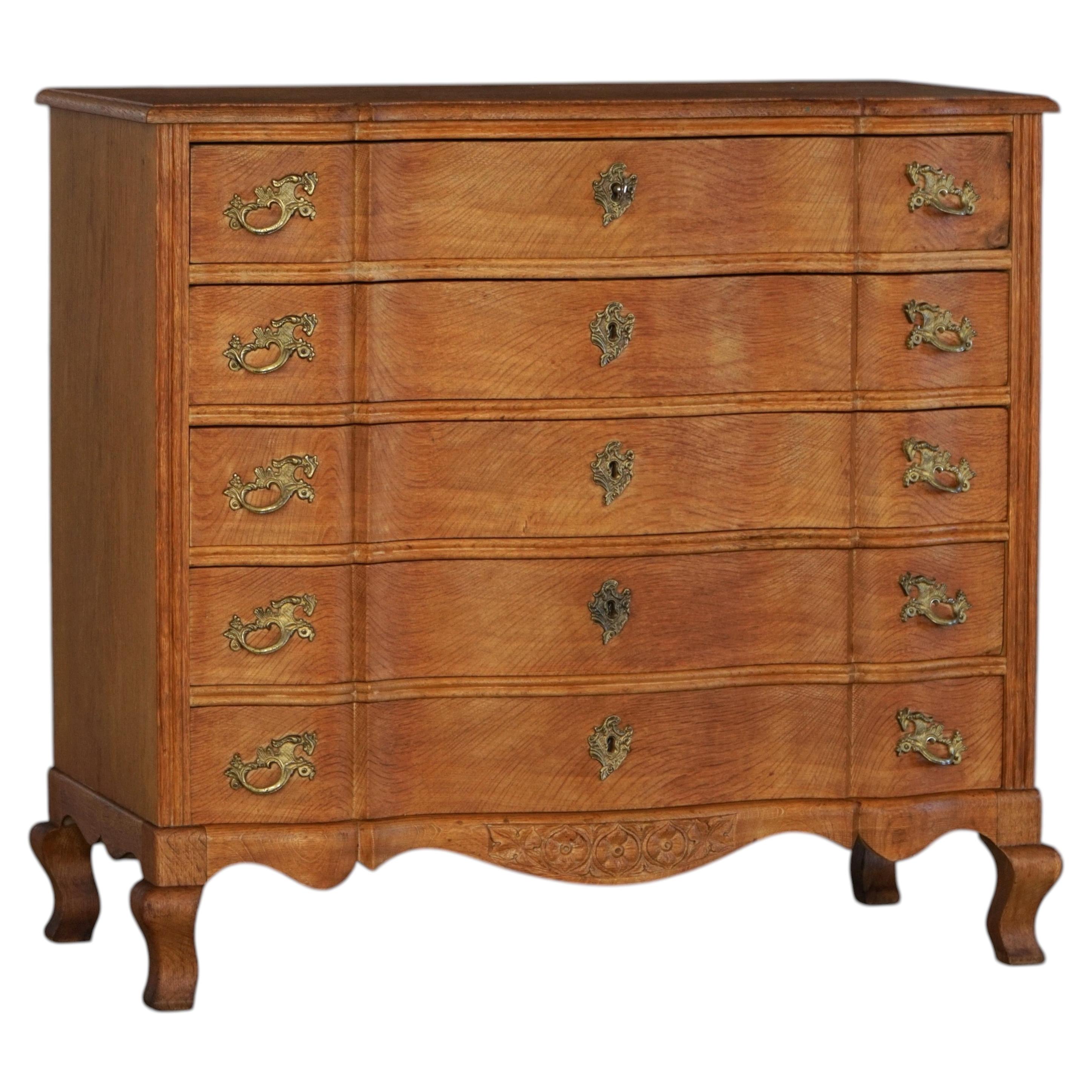 Danish Mid Century Modern Chest of Drawers in Oak, Henning Kjærnulf, 1960s