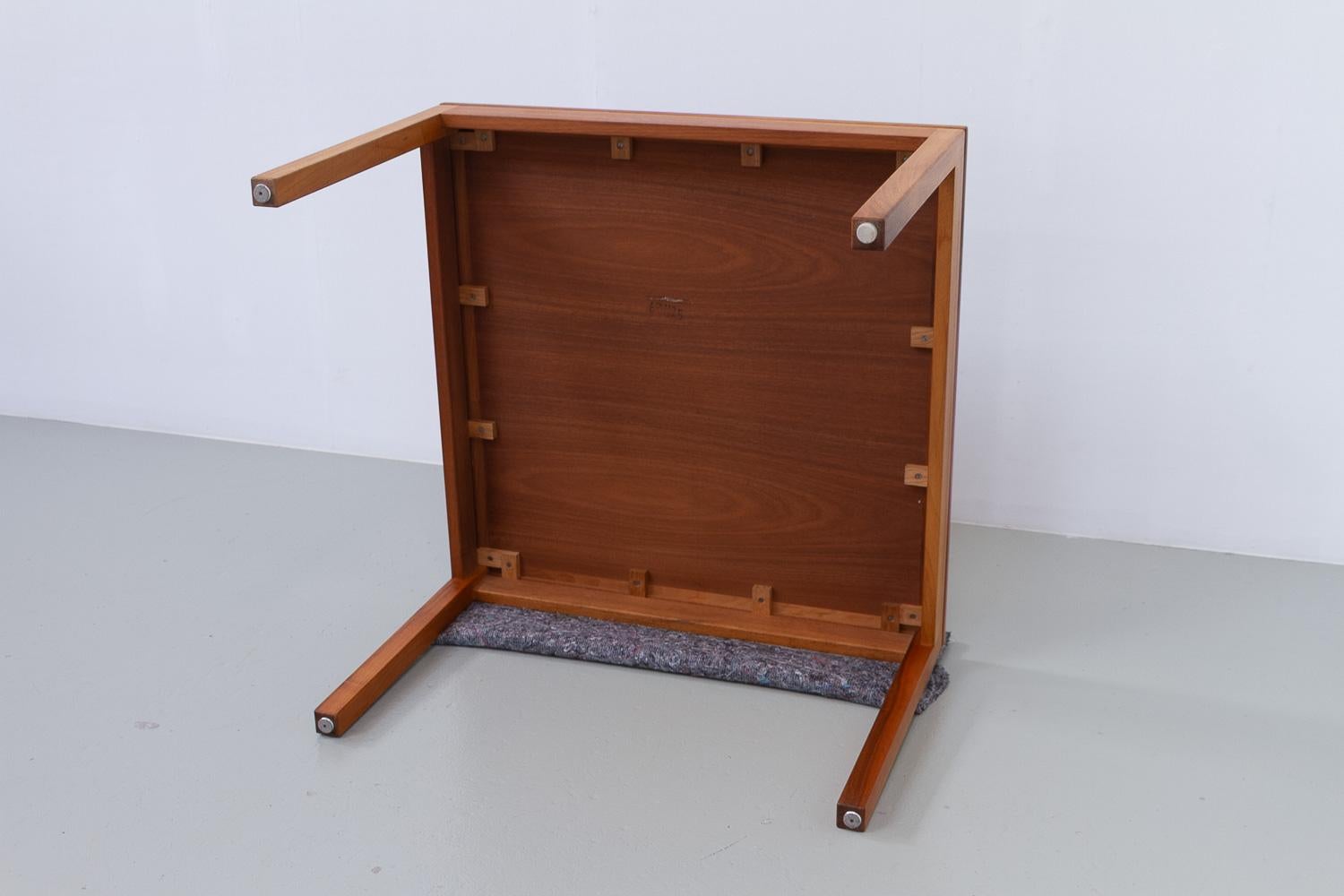 Danish Mid-Century Modern Coffee or End Table in Walnut, 1960s. For Sale 12
