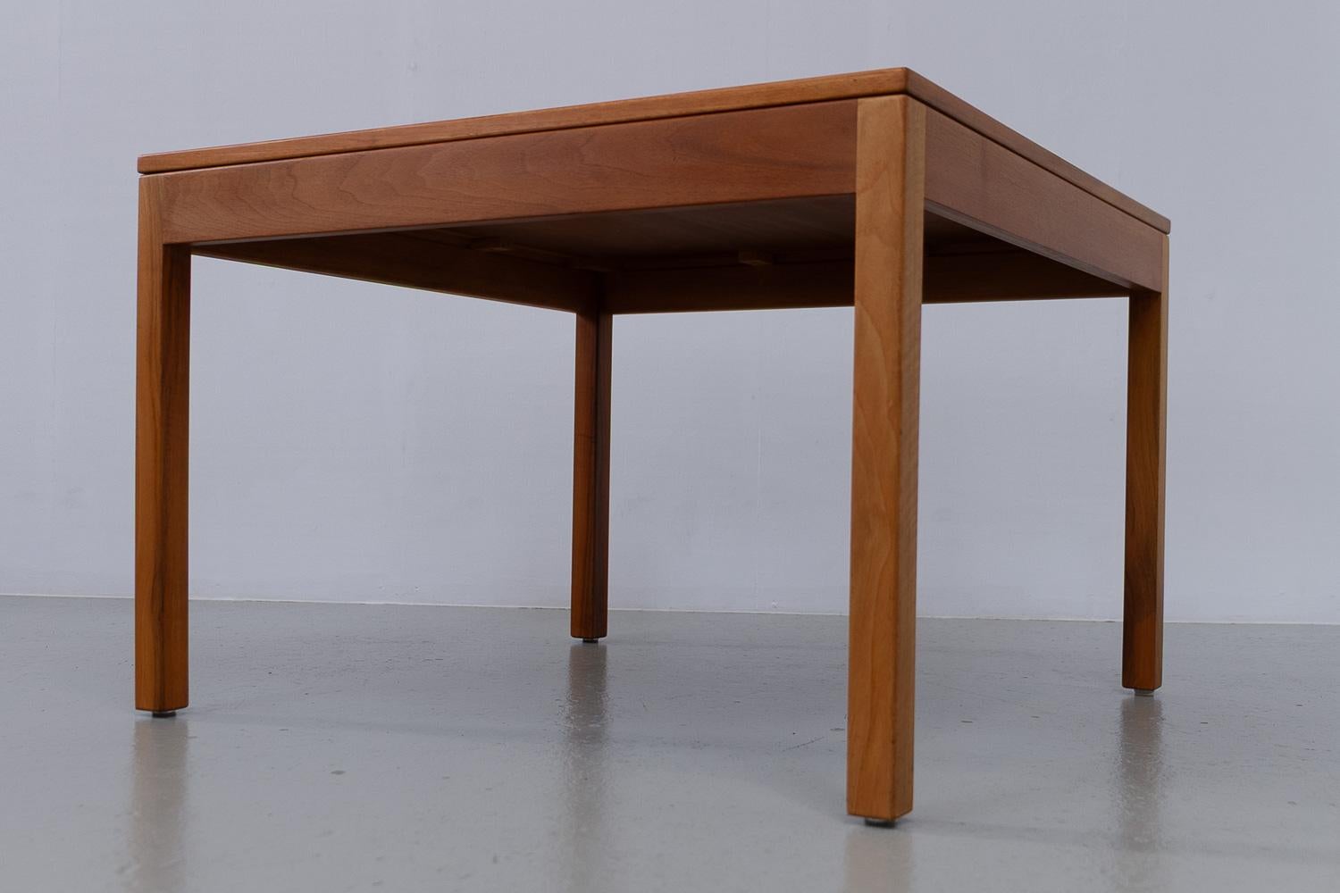 Danish Mid-Century Modern Coffee or End Table in Walnut, 1960s. For Sale 4