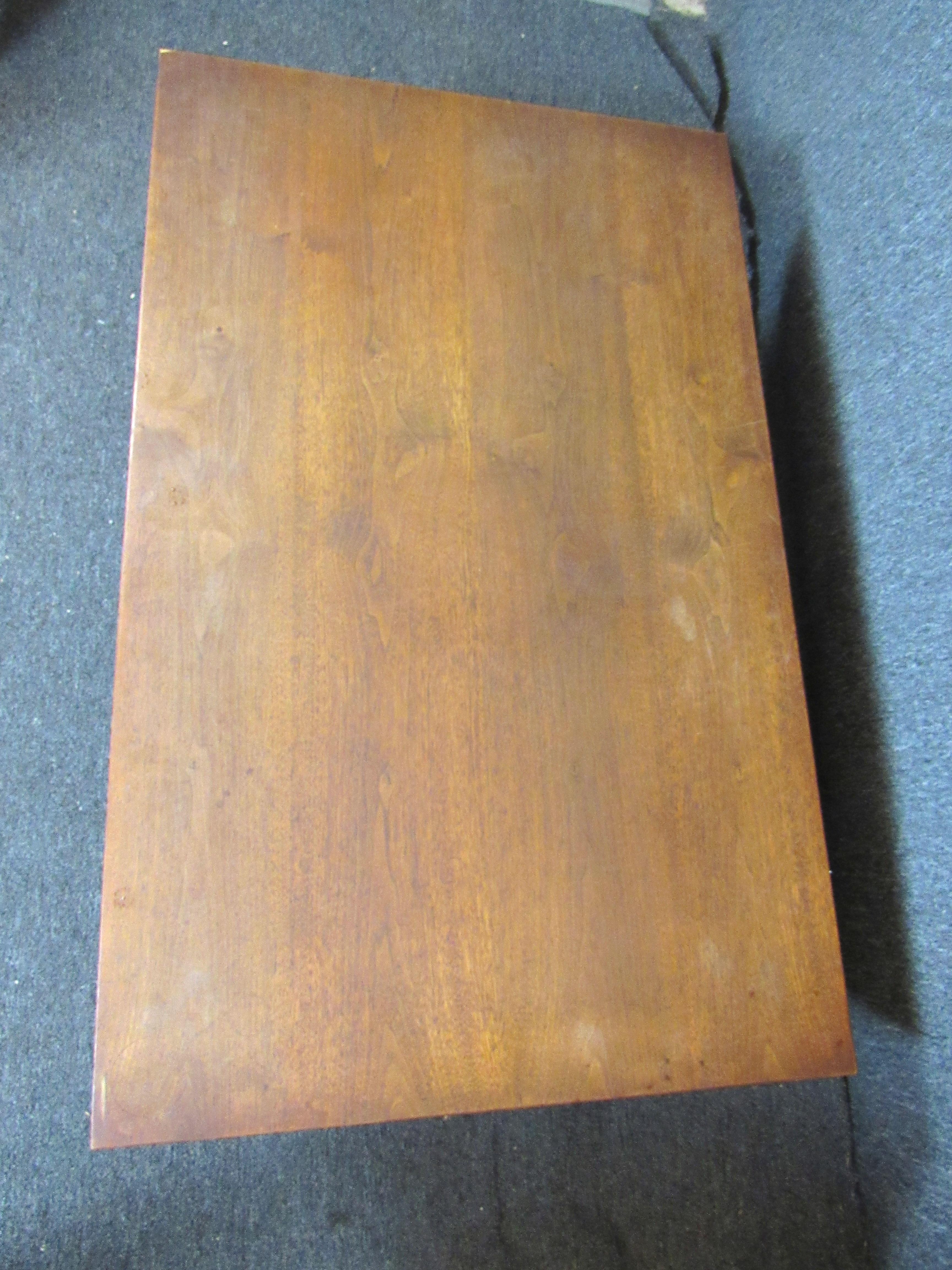 Danish Mid-Century Modern Coffee Table In Fair Condition For Sale In Brooklyn, NY