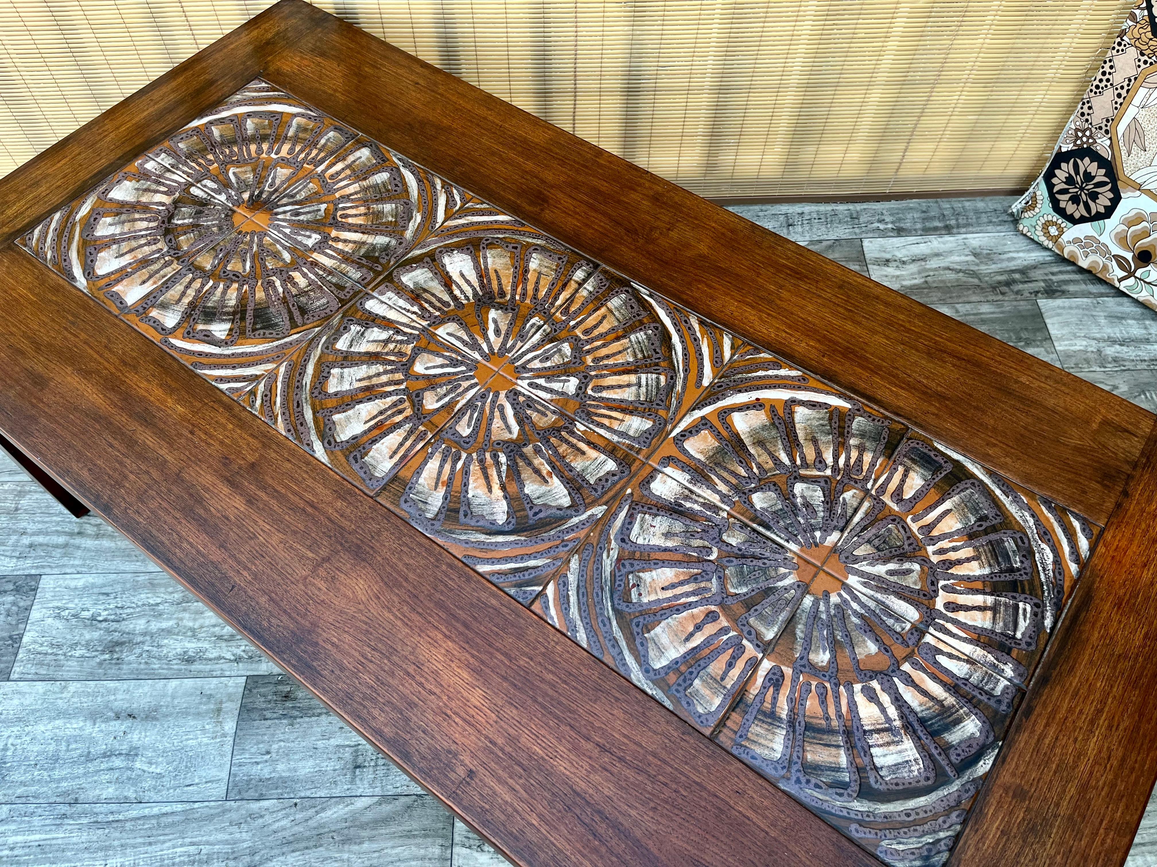 Danish Mid Century Modern Coffee Table With Ceramic Tile Inlays. Circa 1960s  In Good Condition For Sale In Miami, FL