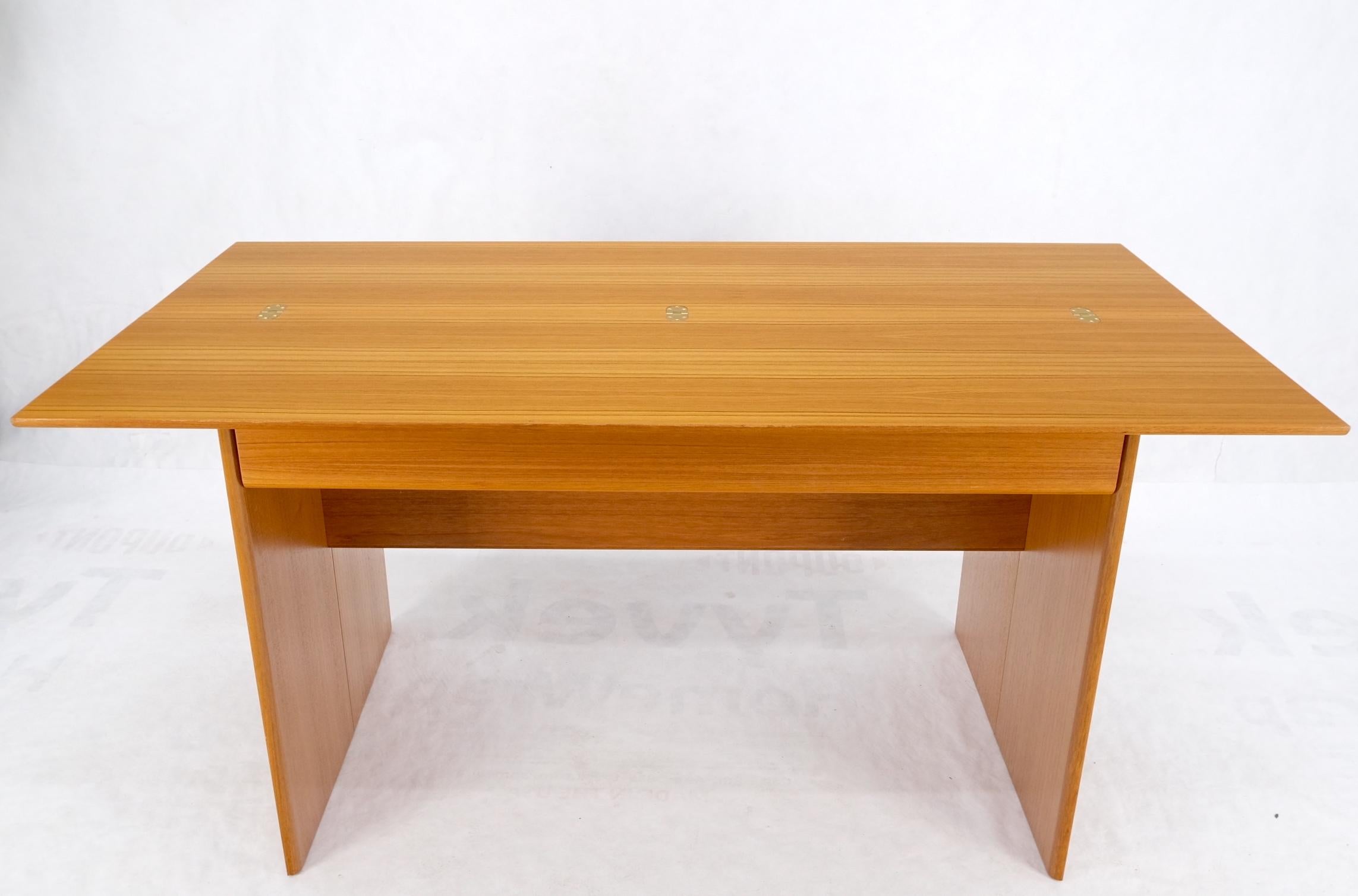 Danish Mid-Century Modern Convertible Fold Out Console Dining Table 1 Drawer For Sale 5