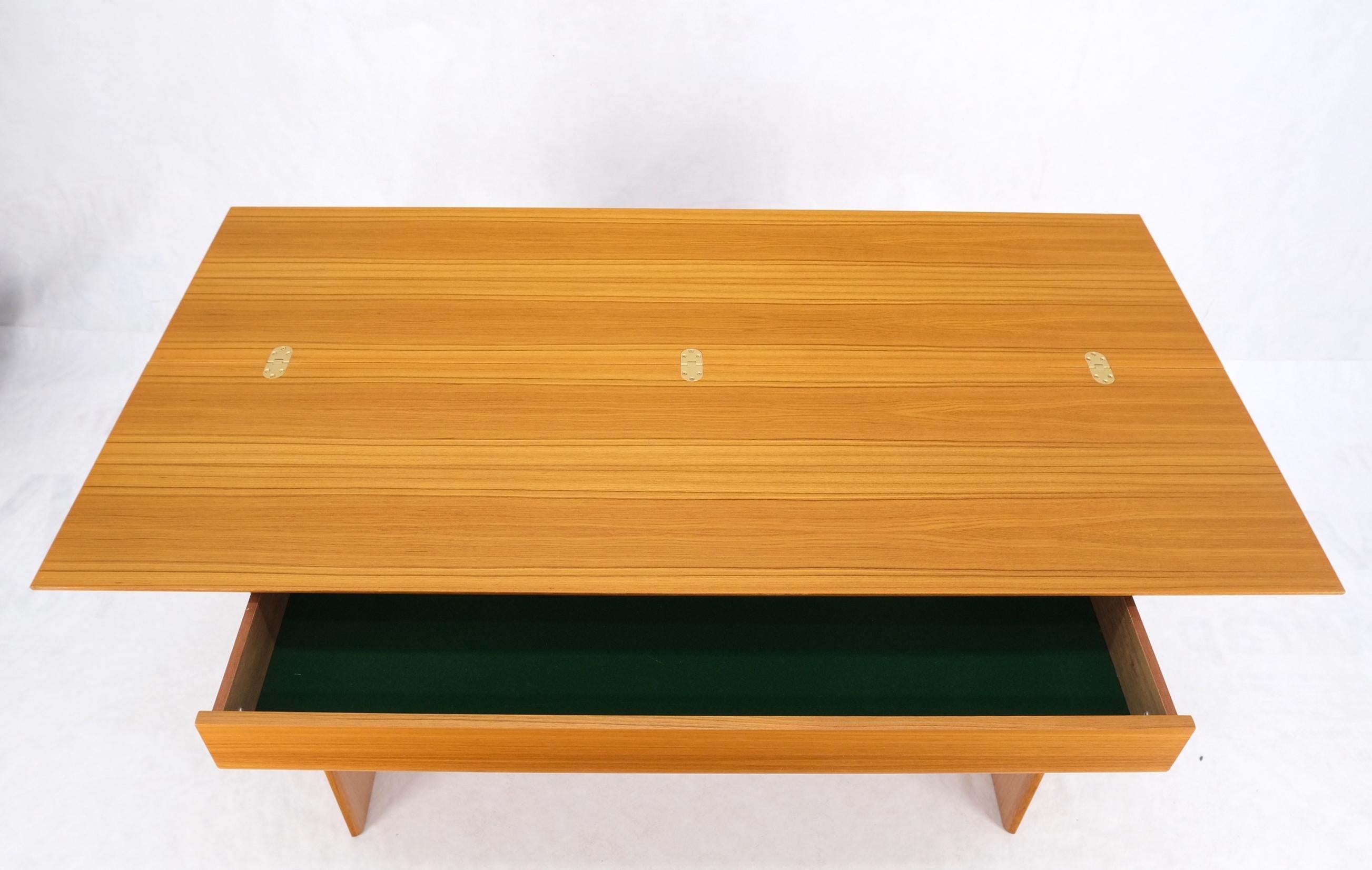 Danish Mid-Century Modern Convertible Fold Out Console Dining Table 1 Drawer For Sale 6