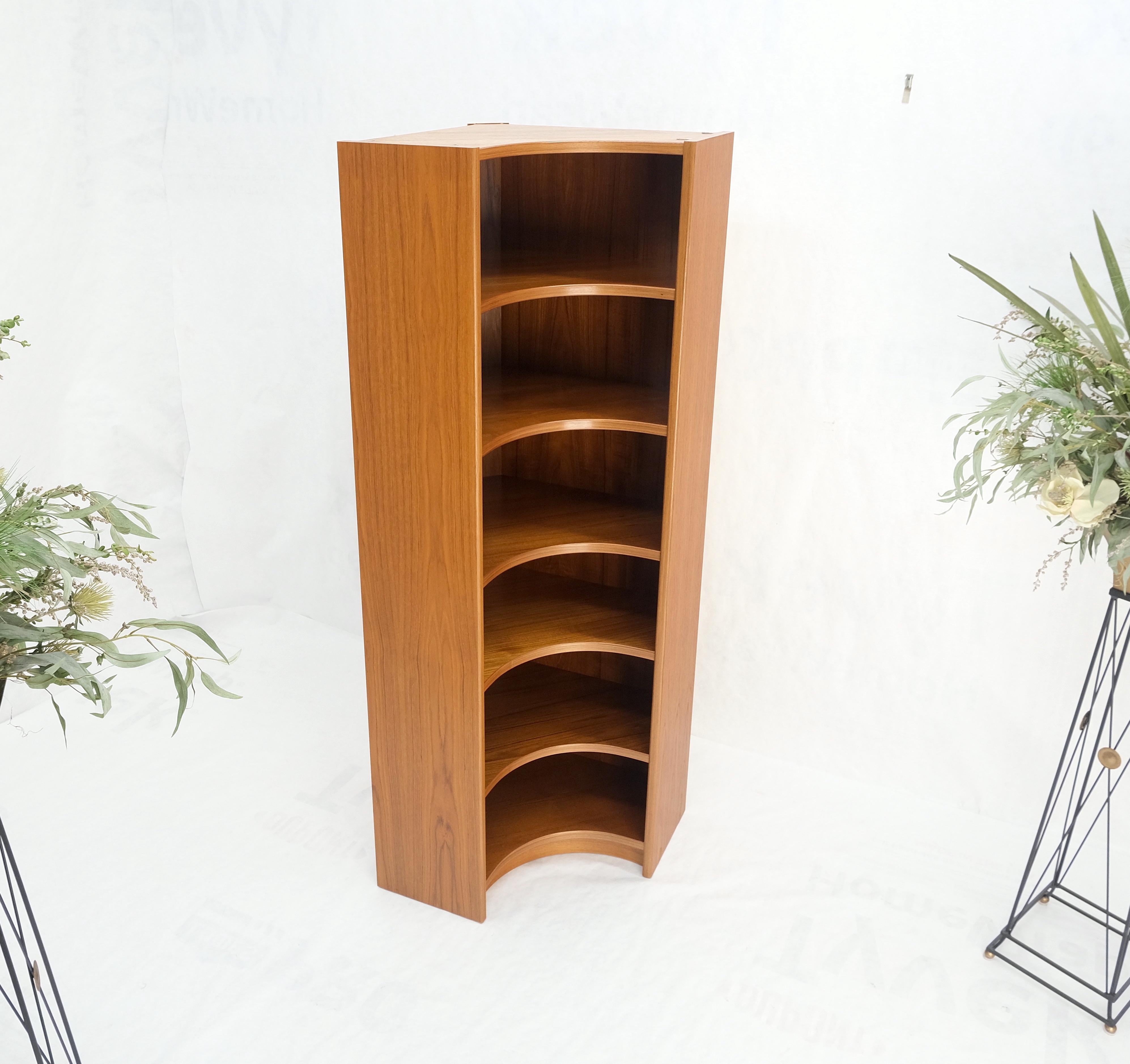 Danish Mid-Century Modern Corner Teak Bookcase Shelving Unit Etagere Mint! For Sale 1