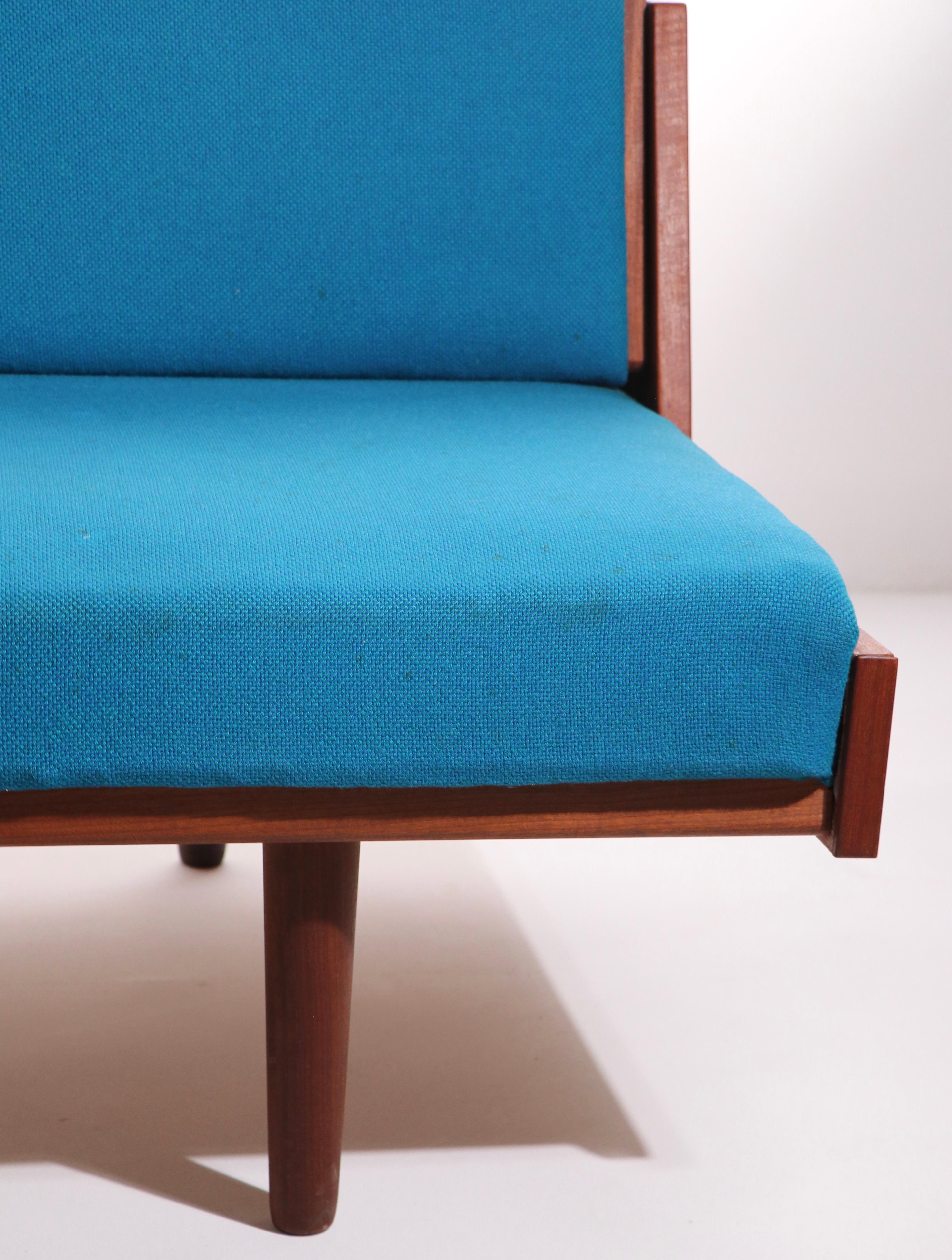 Dänisches Mid-Century Modern Daybed Sofa von Hans Wegner für Getma im Angebot 9