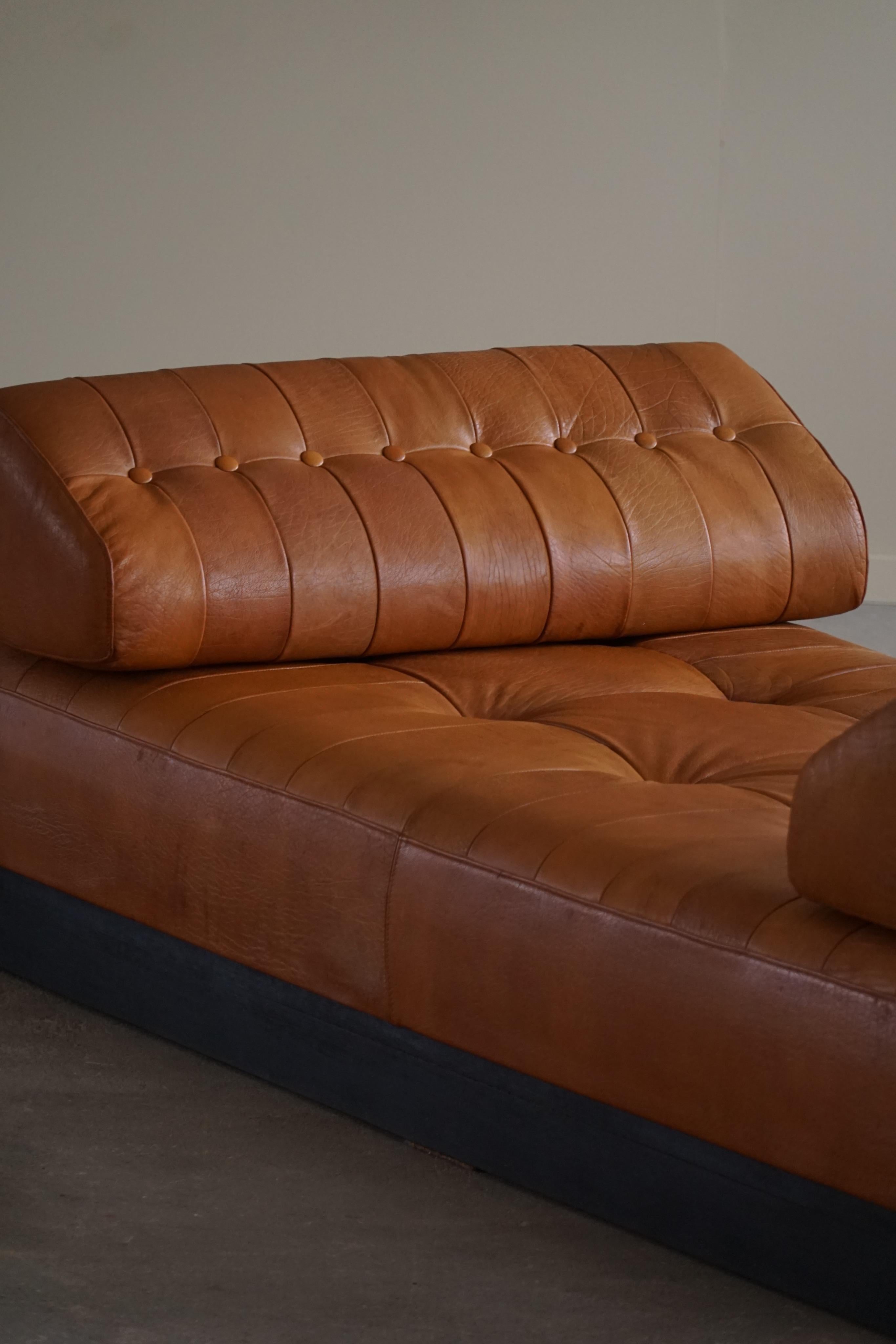 Danish Mid-Century Modern Daybed/Sofa in Cognac Brown Leather, Made in 1960s 12