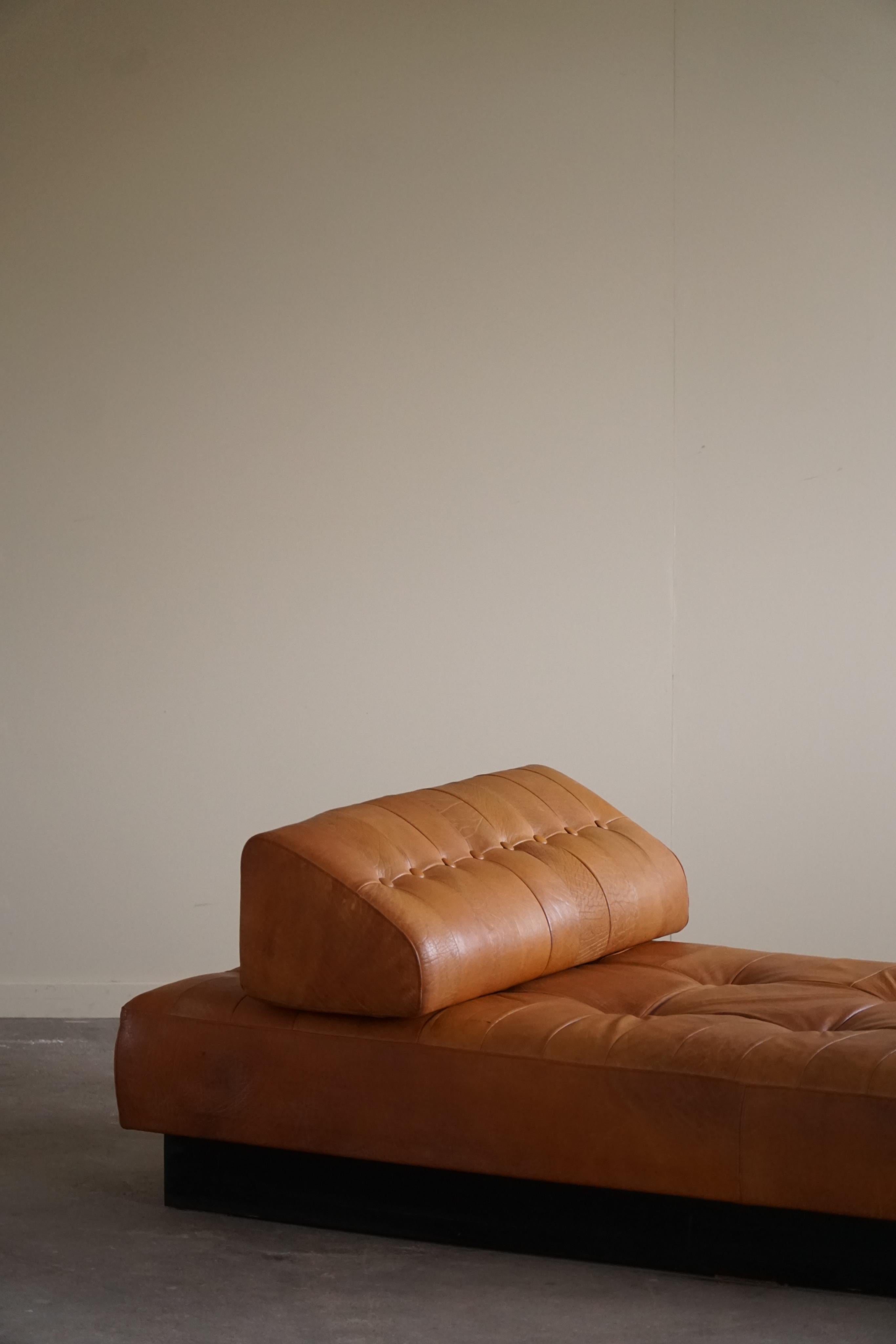 Danish Mid-Century Modern Daybed/Sofa in Cognac Brown Leather, Made in 1960s 1