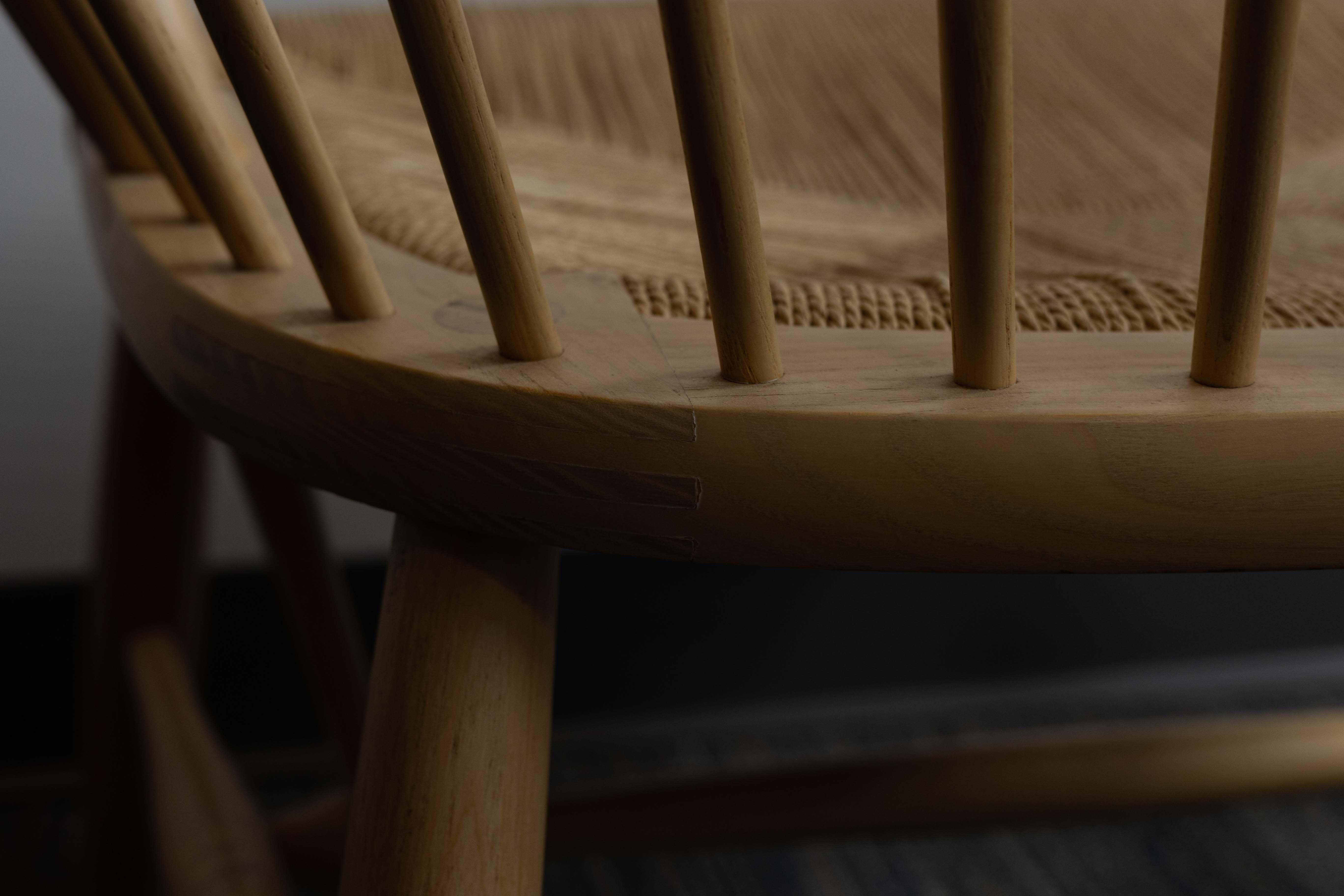 Danish Mid-Century Modern Design Hans Wegner Peacock Chair For Sale 9