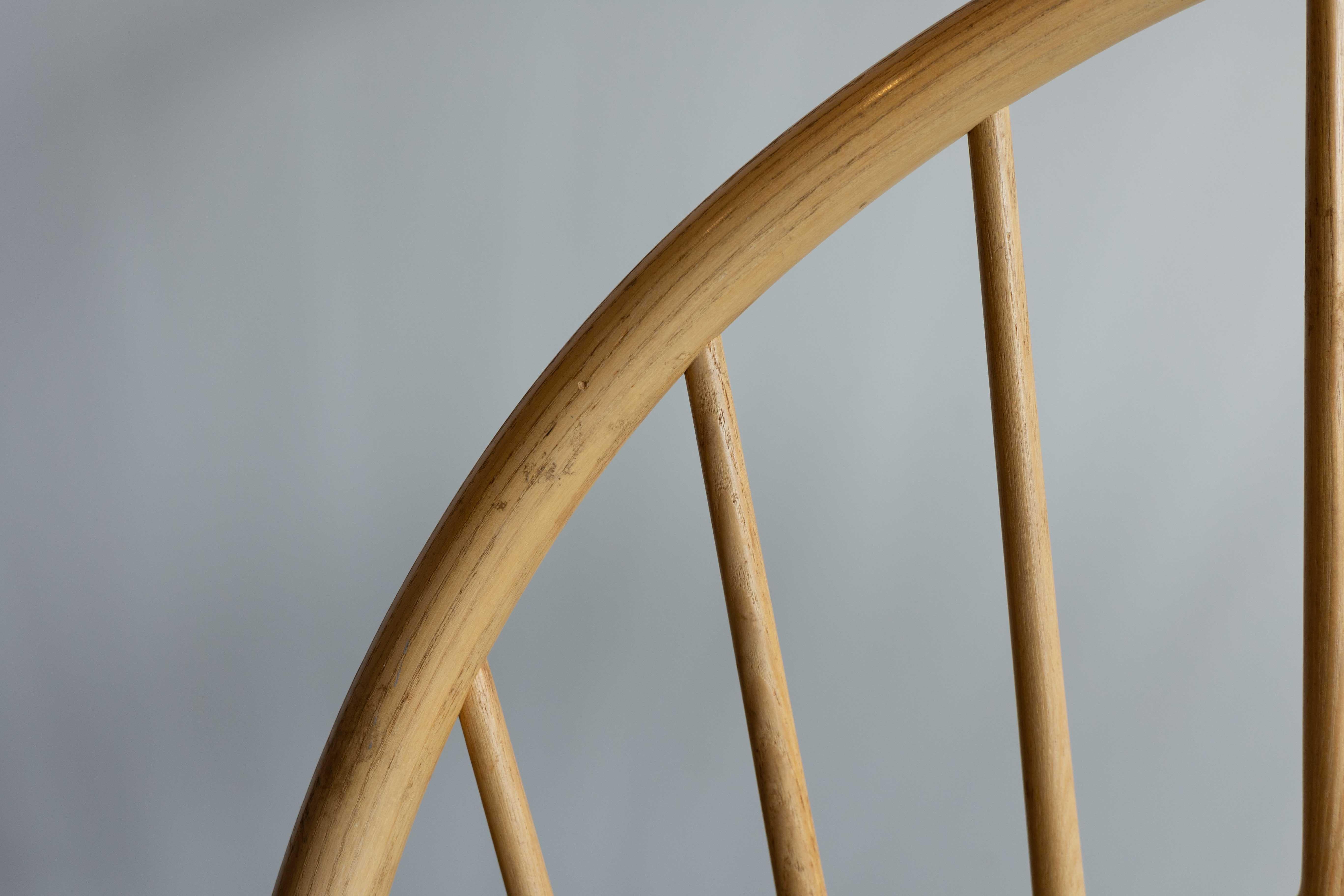 Danish Mid-Century Modern Design Hans Wegner Peacock Chair For Sale 1