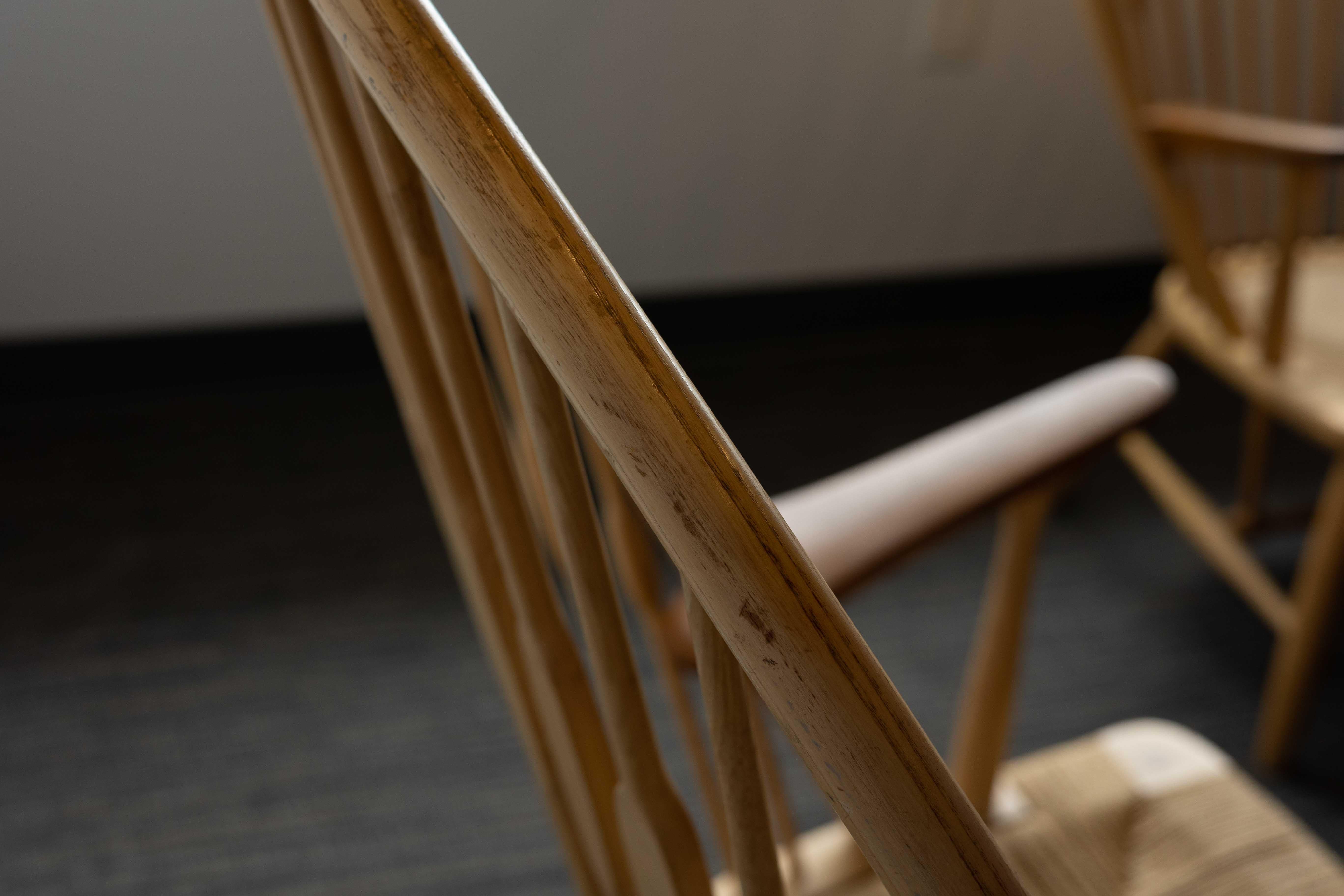 Danish Mid-Century Modern Design Hans Wegner Peacock Chair For Sale 4