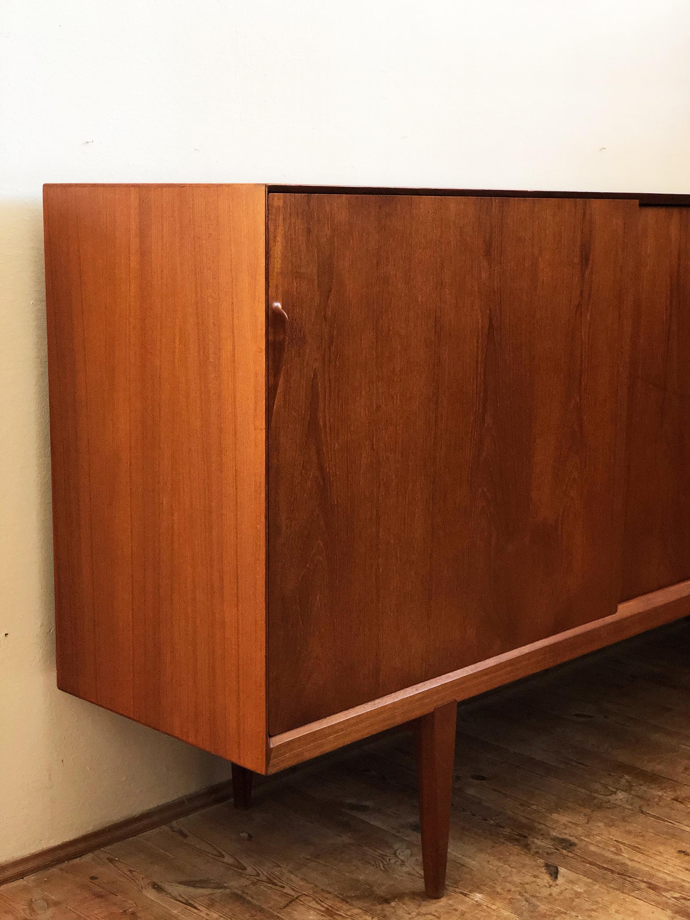 Danish Mid-Century Modern Design Teak Credenza by Henry Rosengren Hansen 5