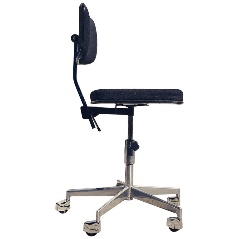 Danish Mid-Century Modern Desk Chair by Jorgen Rasmussen ...