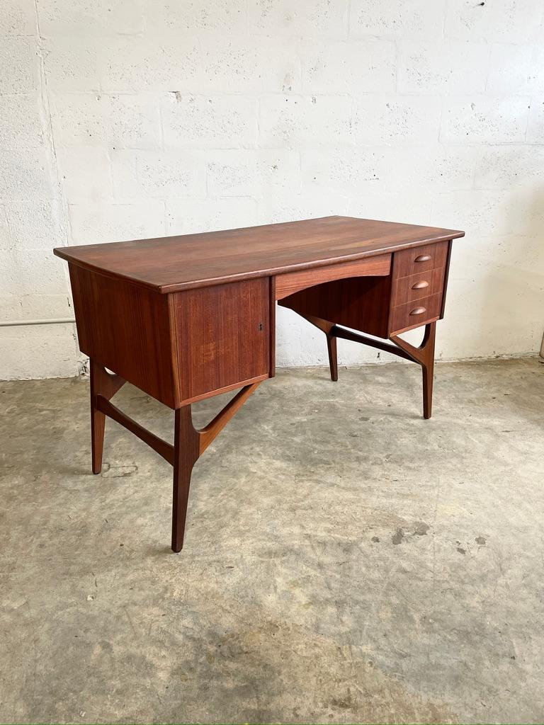 Mid-Century Modern Bureau danois The Modernity en vente