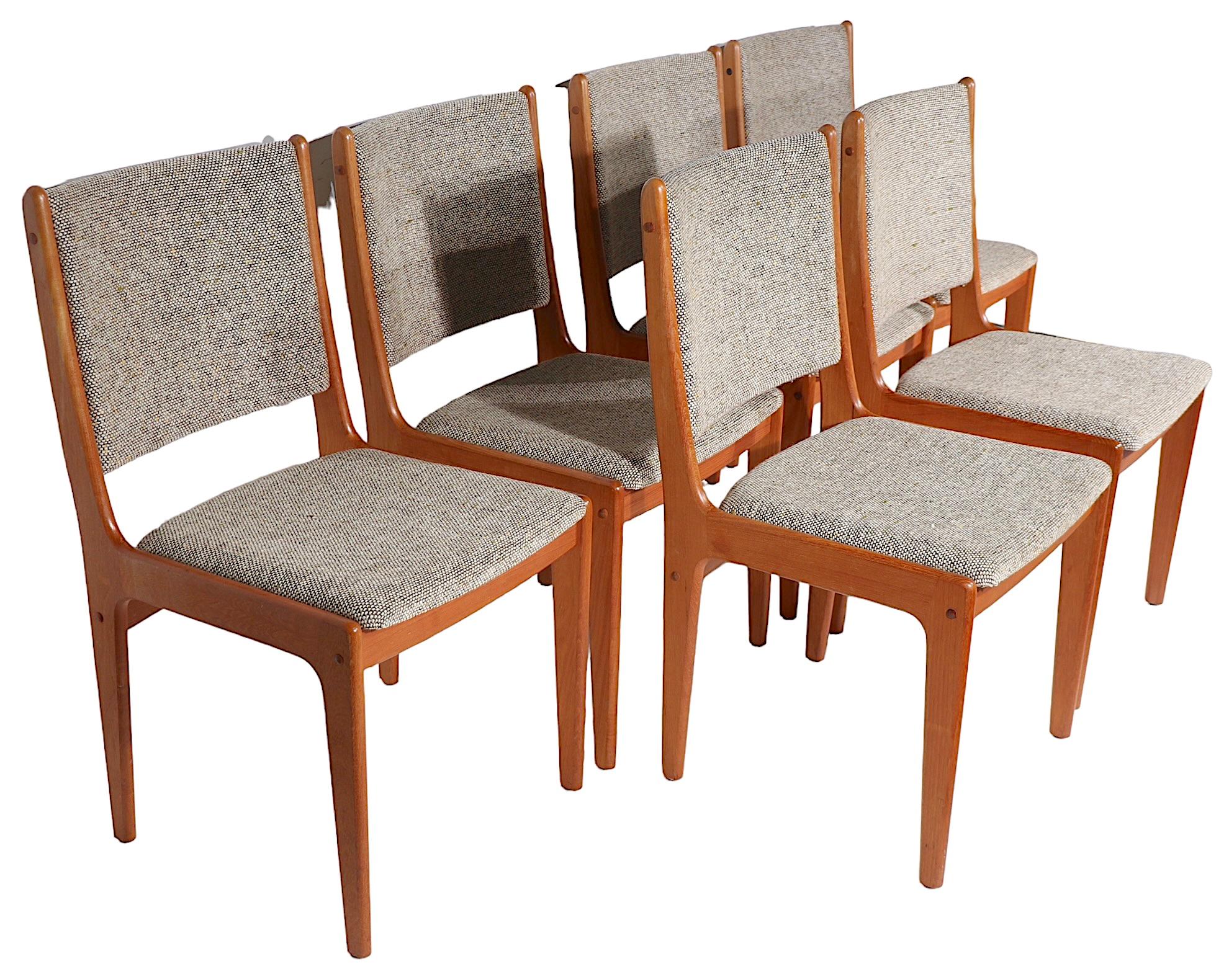 Danish Mid Century Modern Dining Chairs by Johannes Andersen for Uldum Mobler  For Sale 4