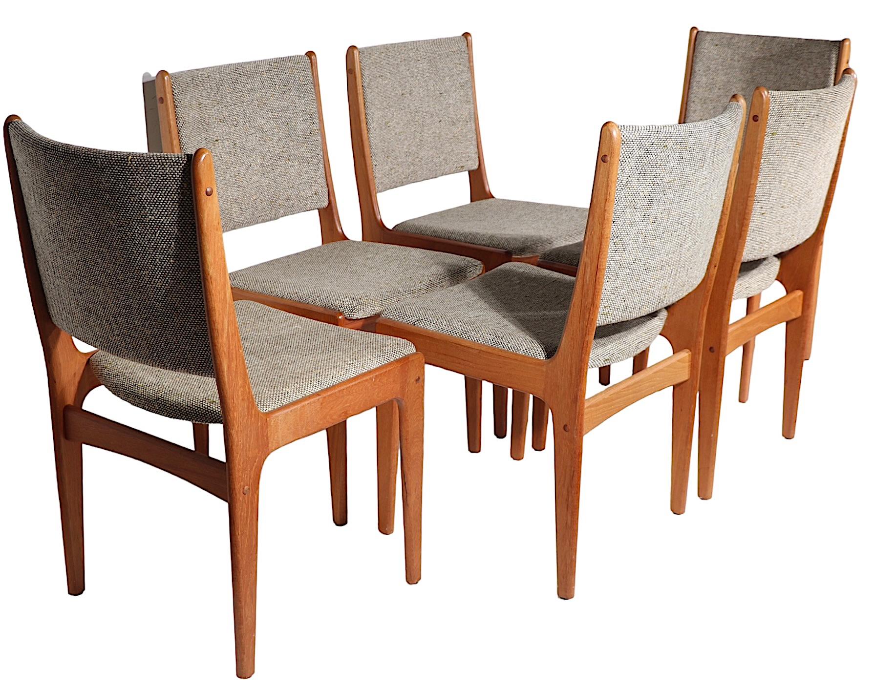 Danish Mid Century Modern Dining Chairs by Johannes Andersen for Uldum Mobler  In Good Condition For Sale In New York, NY