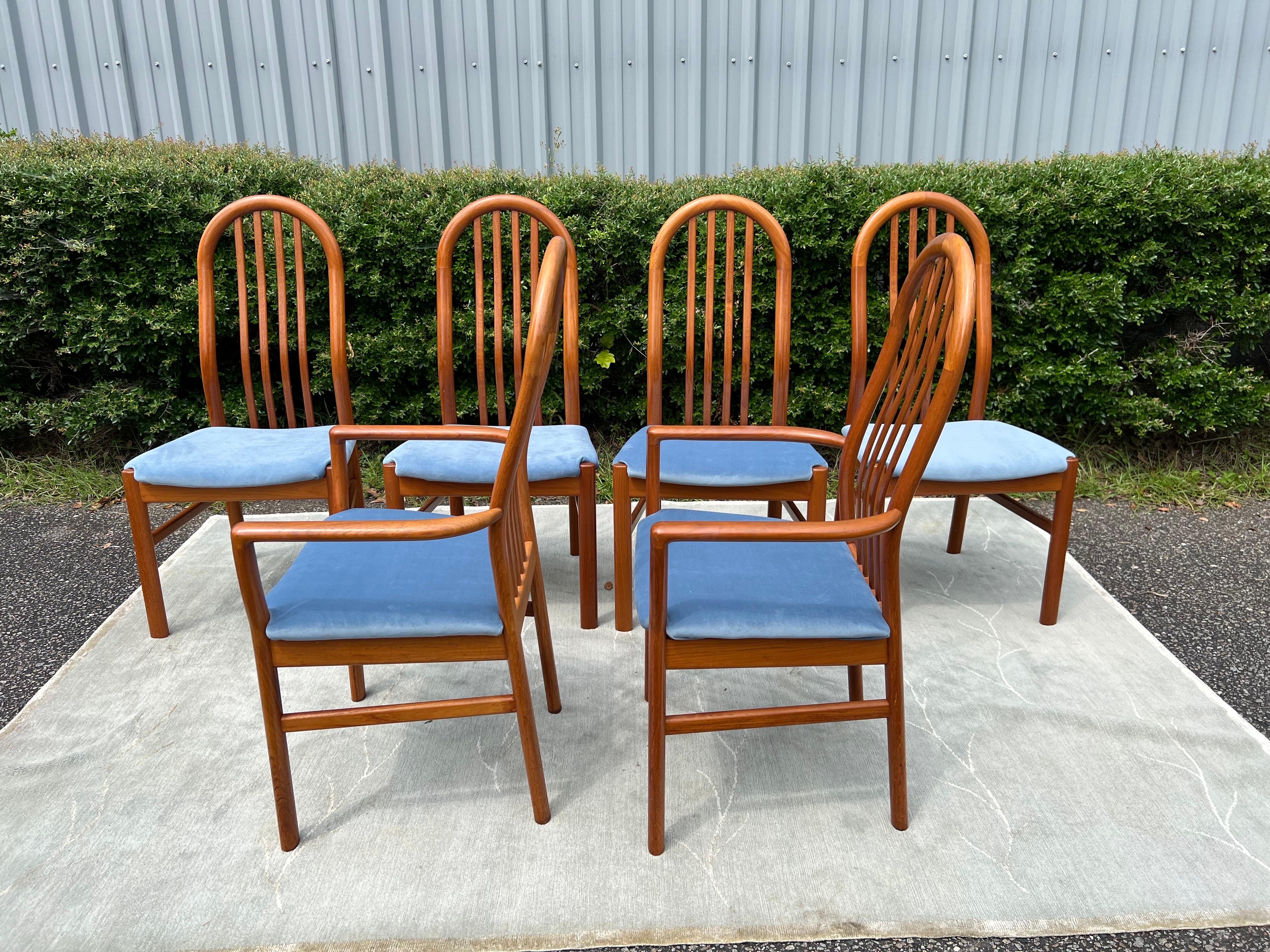 Dänische moderne Esszimmerstühle aus der Mitte des Jahrhunderts von Schou Andersen, neu gepolstert im Angebot 4